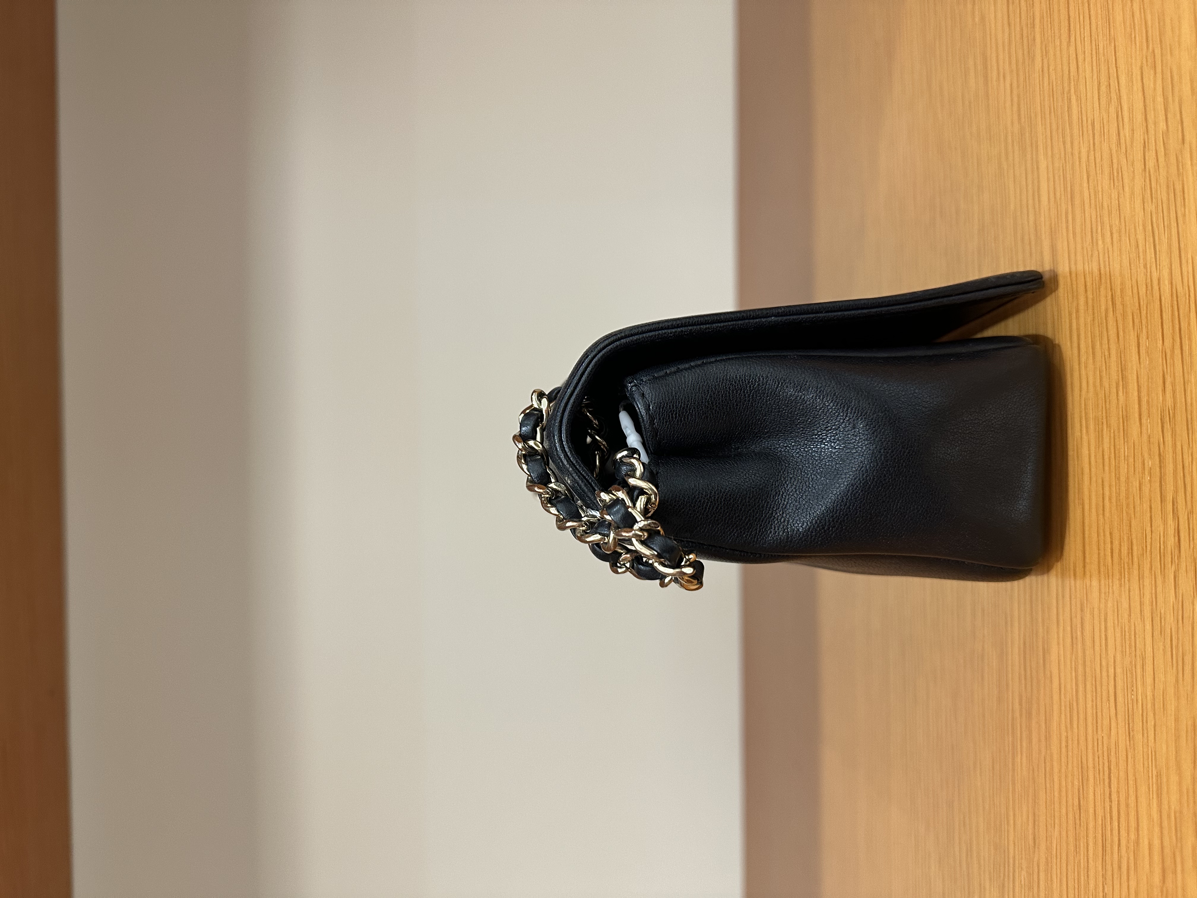 直播貨品 |  [1個-$100 2個-$300］ HH10