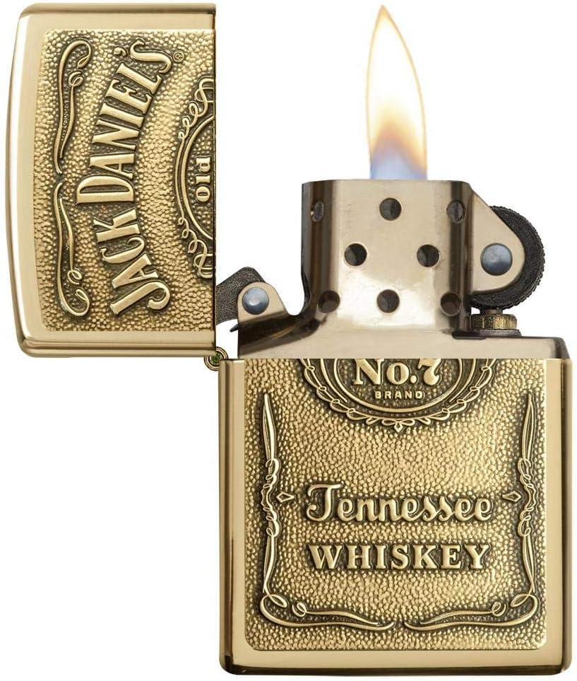 美國製造 | Zippo指定經銷商 Zippo 254BJD.428 Jack Daniel's 標誌打火機高光銅凸起徽章 Jack Daniel's Label Lighter High Polish Brass Raised Emblem