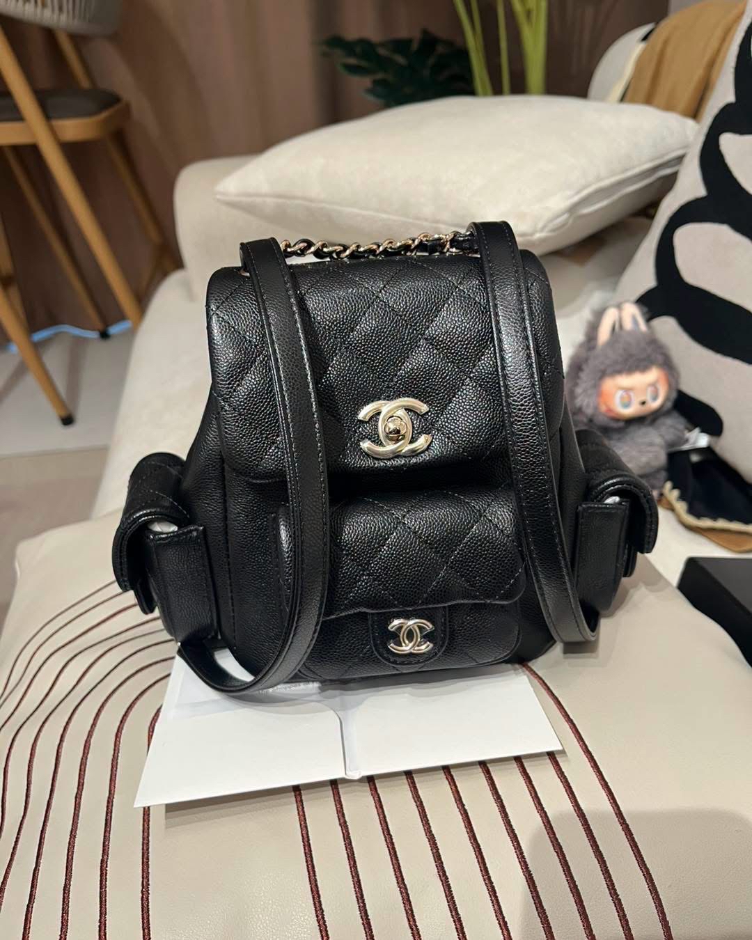 全新CHANEL Duma backpack AS4399 黑魚子醬牛皮淡金釦菱格紋，W20x18x10cm 100%Authentic, 全新貨品 ✅香港單✅晶片✅防塵袋✅box 
