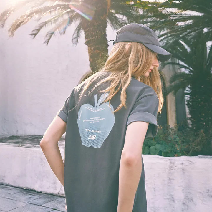 [NEW BALANCE] UNI Archive Pace Apple Short Sleeve T-shirt (3種)