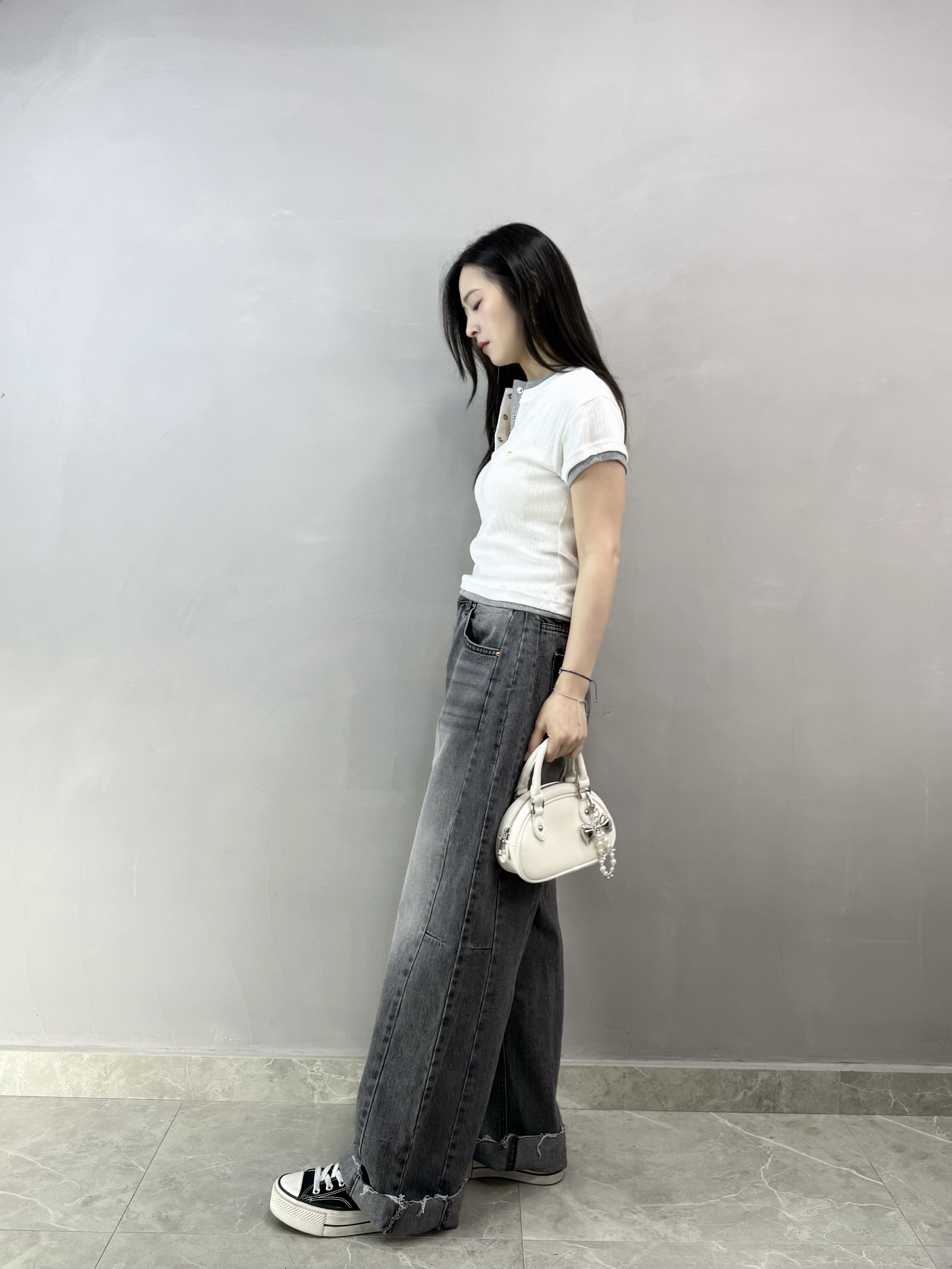 K86 車章拼色邊通花Tee