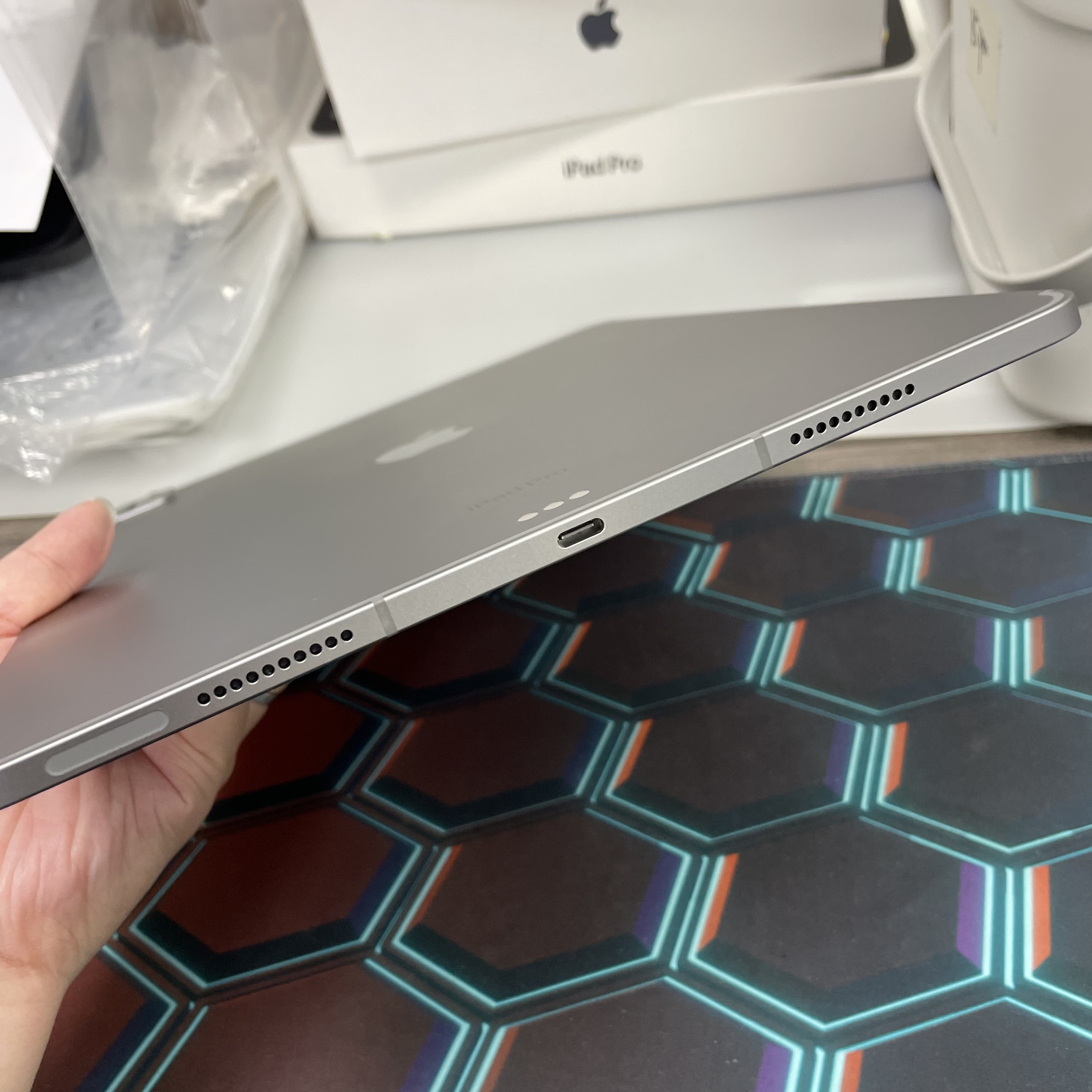 *773983CA iPad Pro 6 12.9吋 M2 靚機 256GB 插卡版 灰色 gray