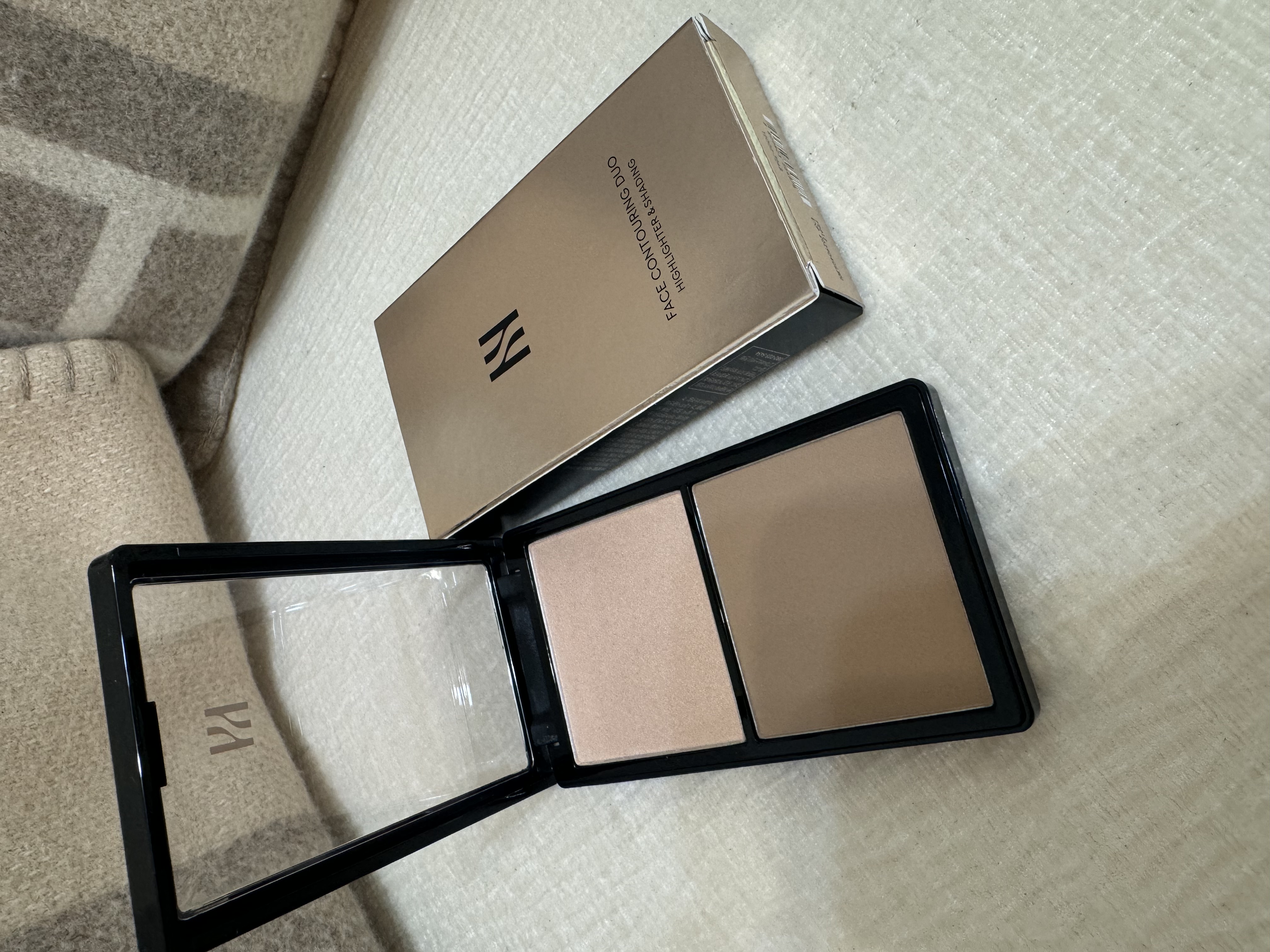 (現貨) HERA 立體陰影高光修容粉餅 Face Contouring Duo Highlighter & Shading 11g