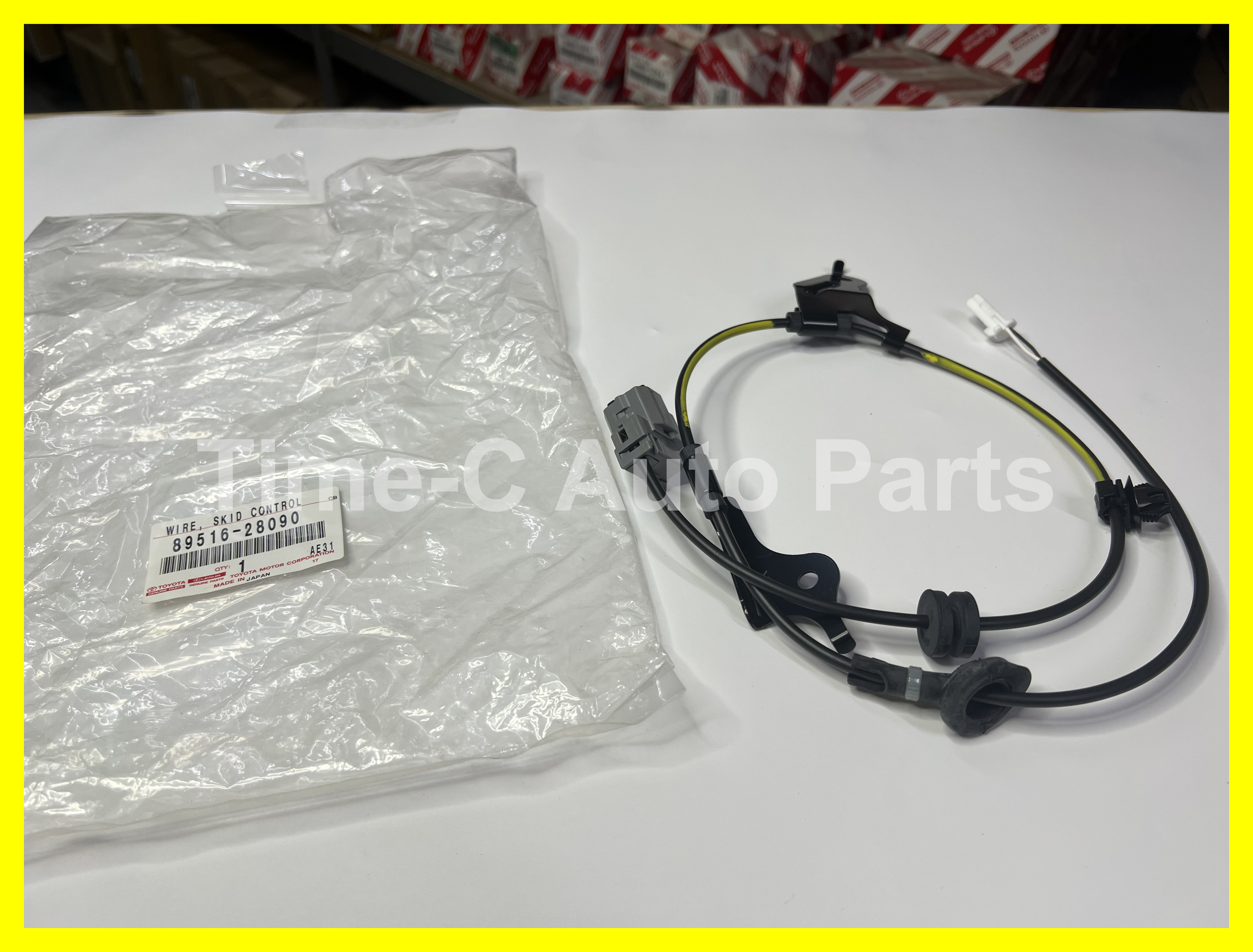 右尾煞車感應線(ABS線) 89516-28090 - Toyota Noah Voxy 80系