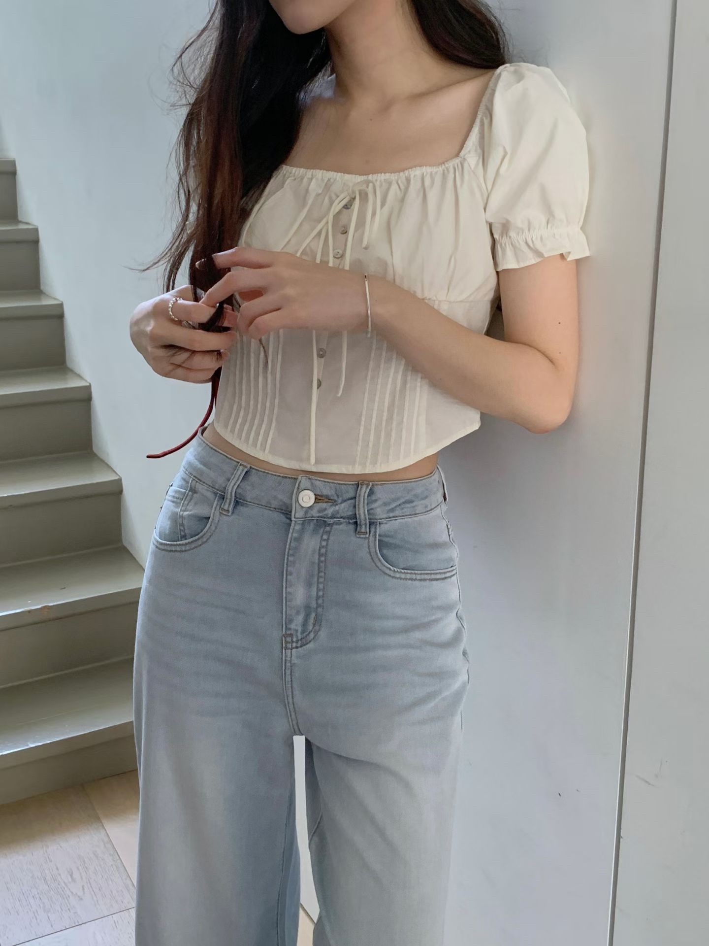 修腰短上衣