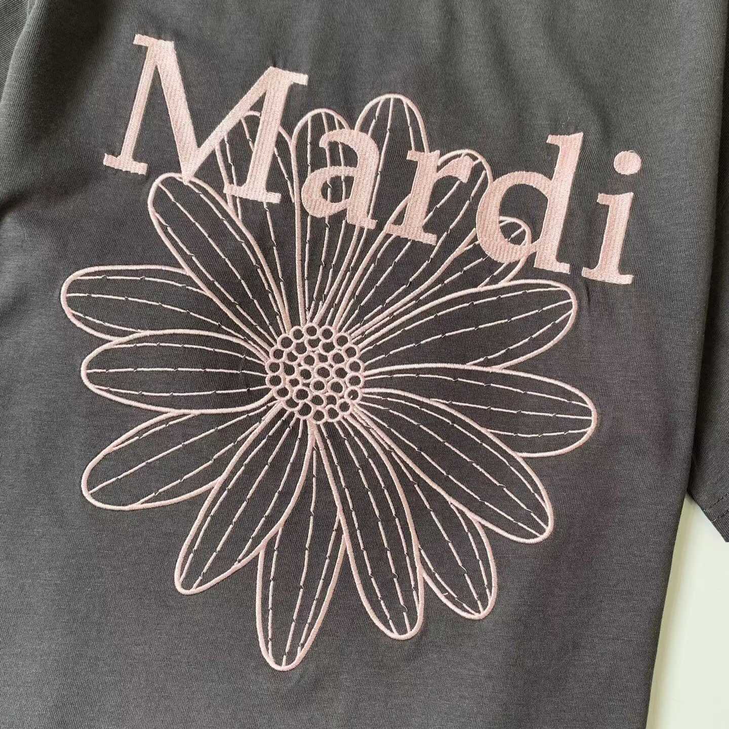 預訂 MARDI MERCREDI EMB FLOWERMARDI 短袖Tee [貨號26A380]