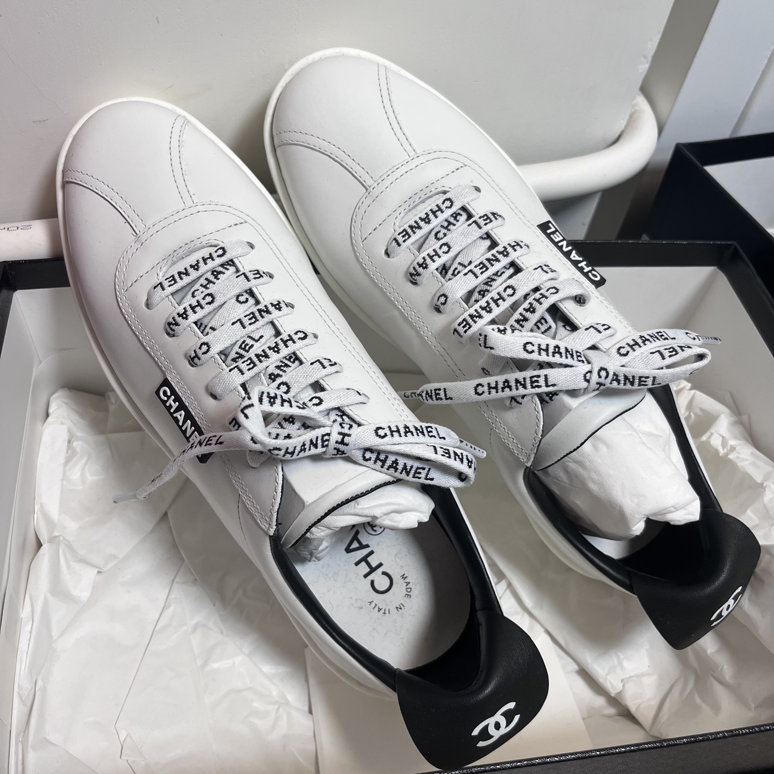 Chanel 2024 sneaker shoes