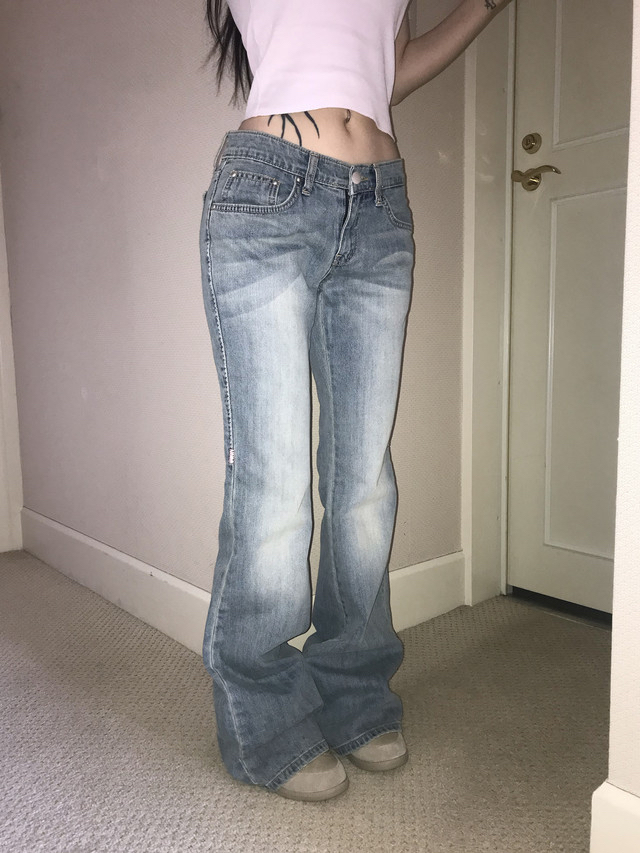 Pink-Stitched Low-Rise Bootcut Pants