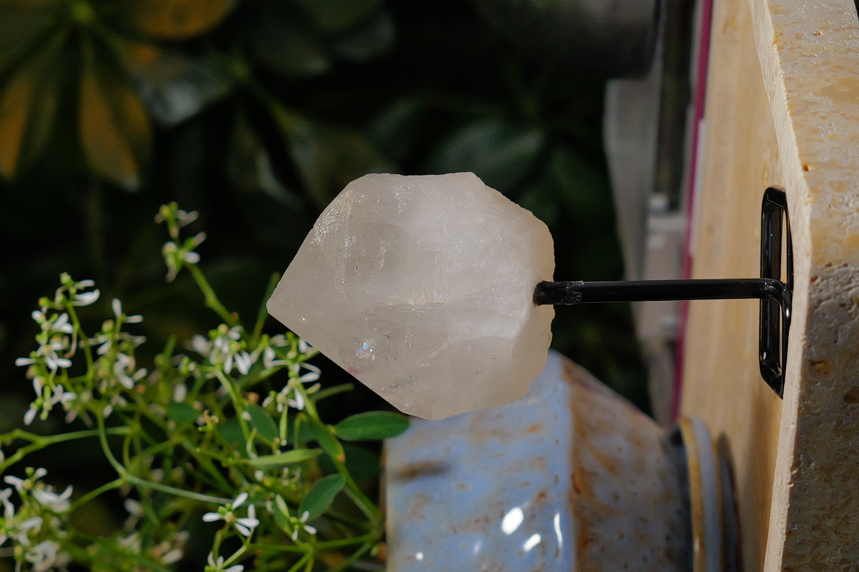 ༒12.8cm 白水晶塔尖 連托架擺設༒ CQ.7096H8NG2A2-RA30*3NJ