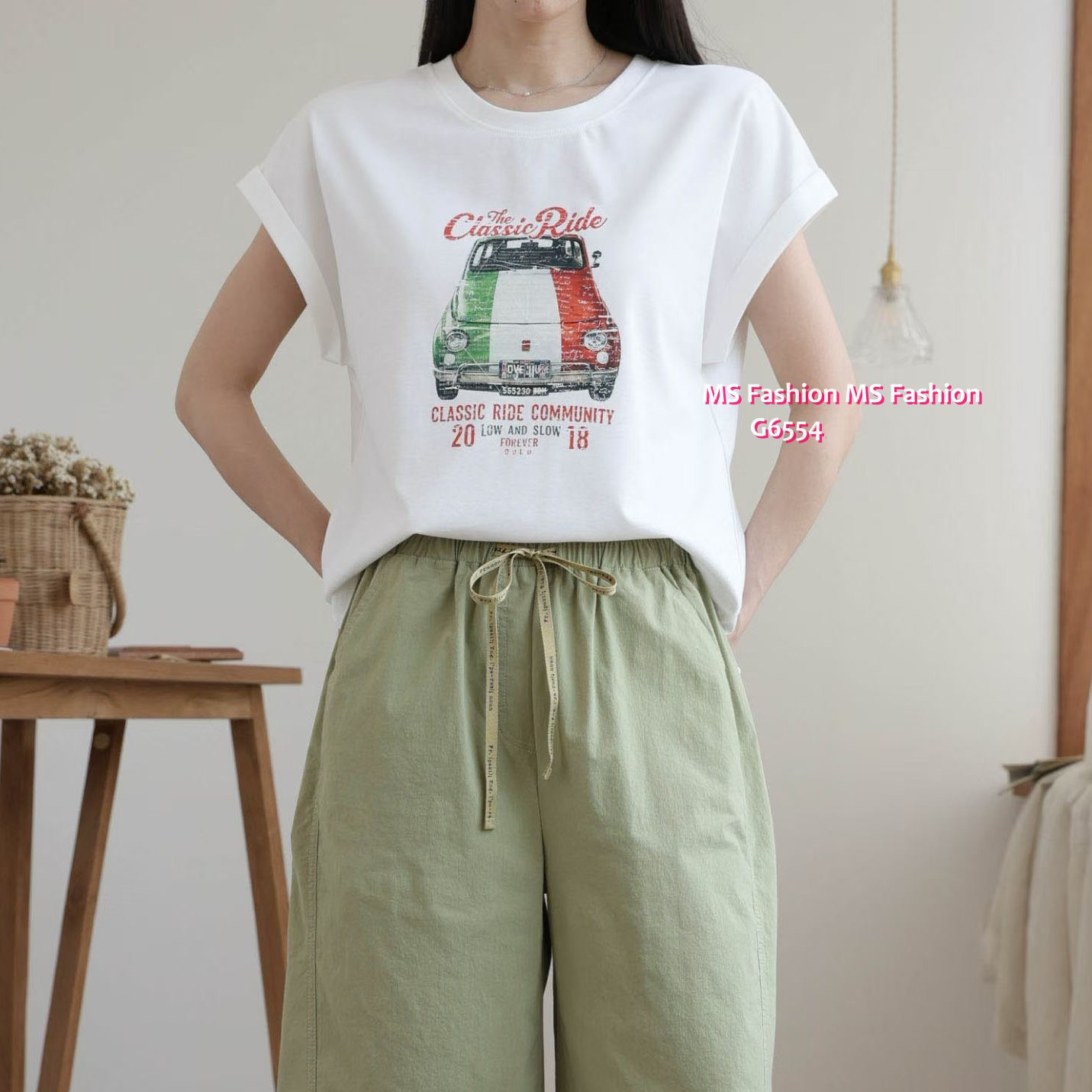 G6554 靚print摺袖後開叉top