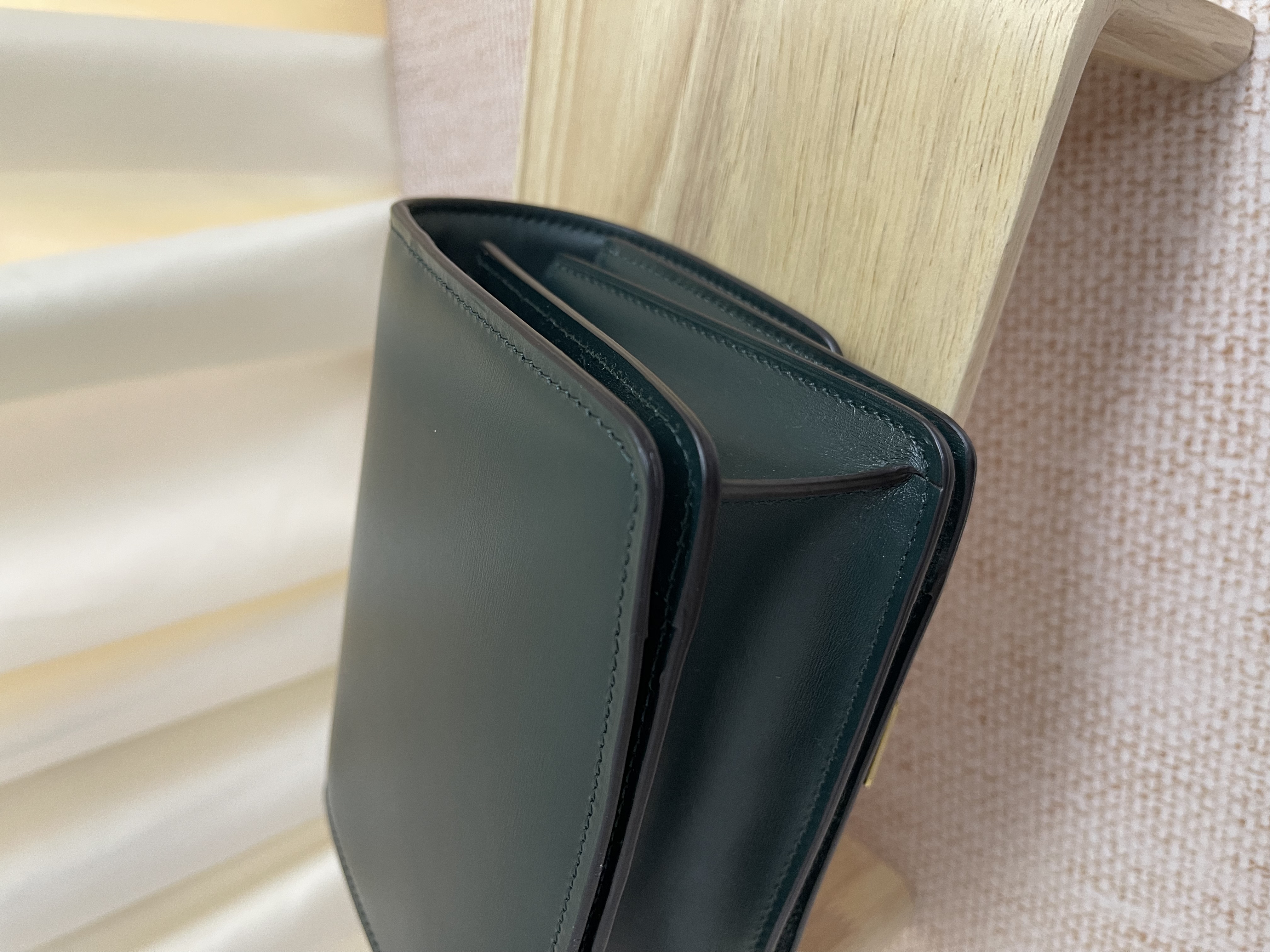 Pre-owned Celine Box/ Product Code: 26022001