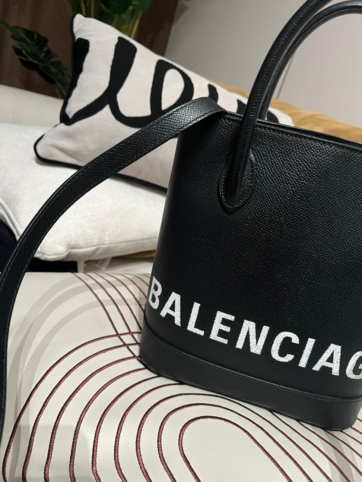 Balenciaga Ville XXS 2 Way Bucket Bag Black Calfskin 100%Authentic, 95%new ✅Dust bag