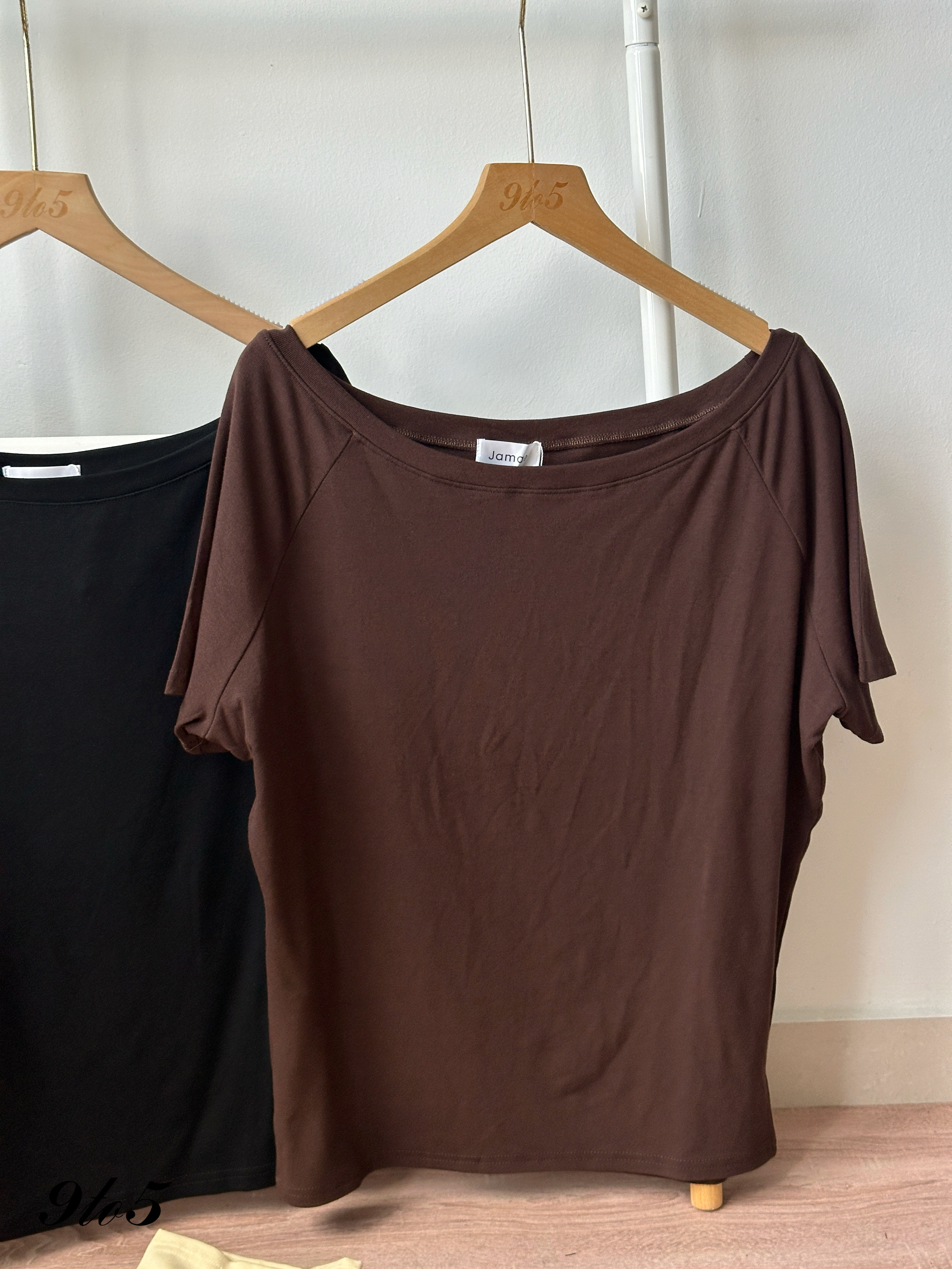 T4368 Short Sleeve Boat Neck Top - 3 Colors 