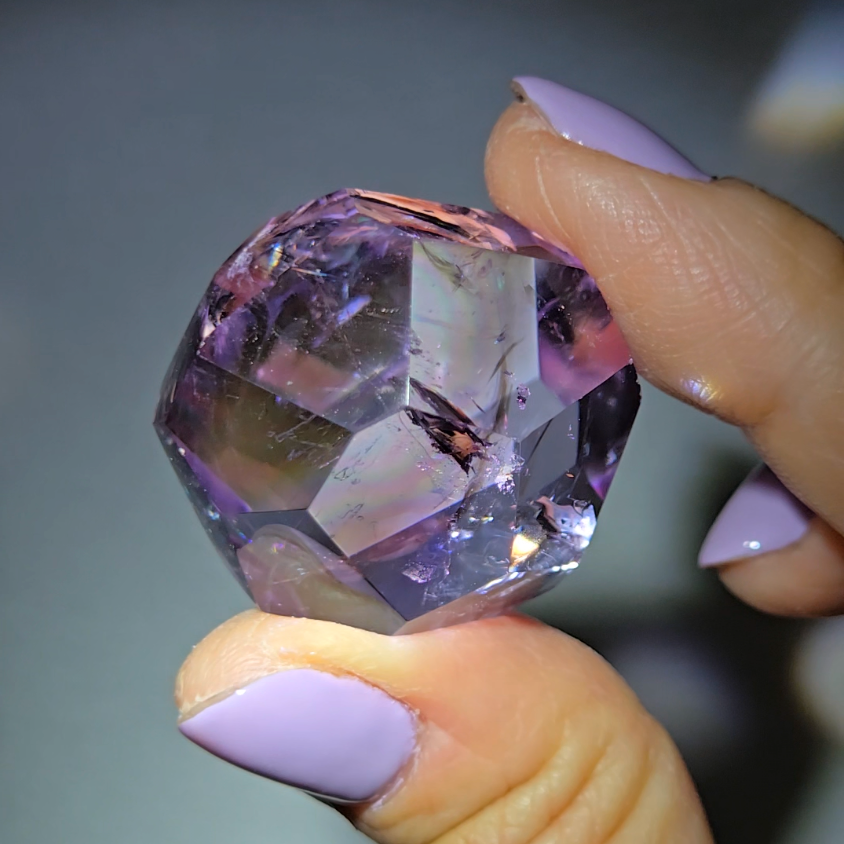 Amethyst pocket stone with stunning rainbows - AME61