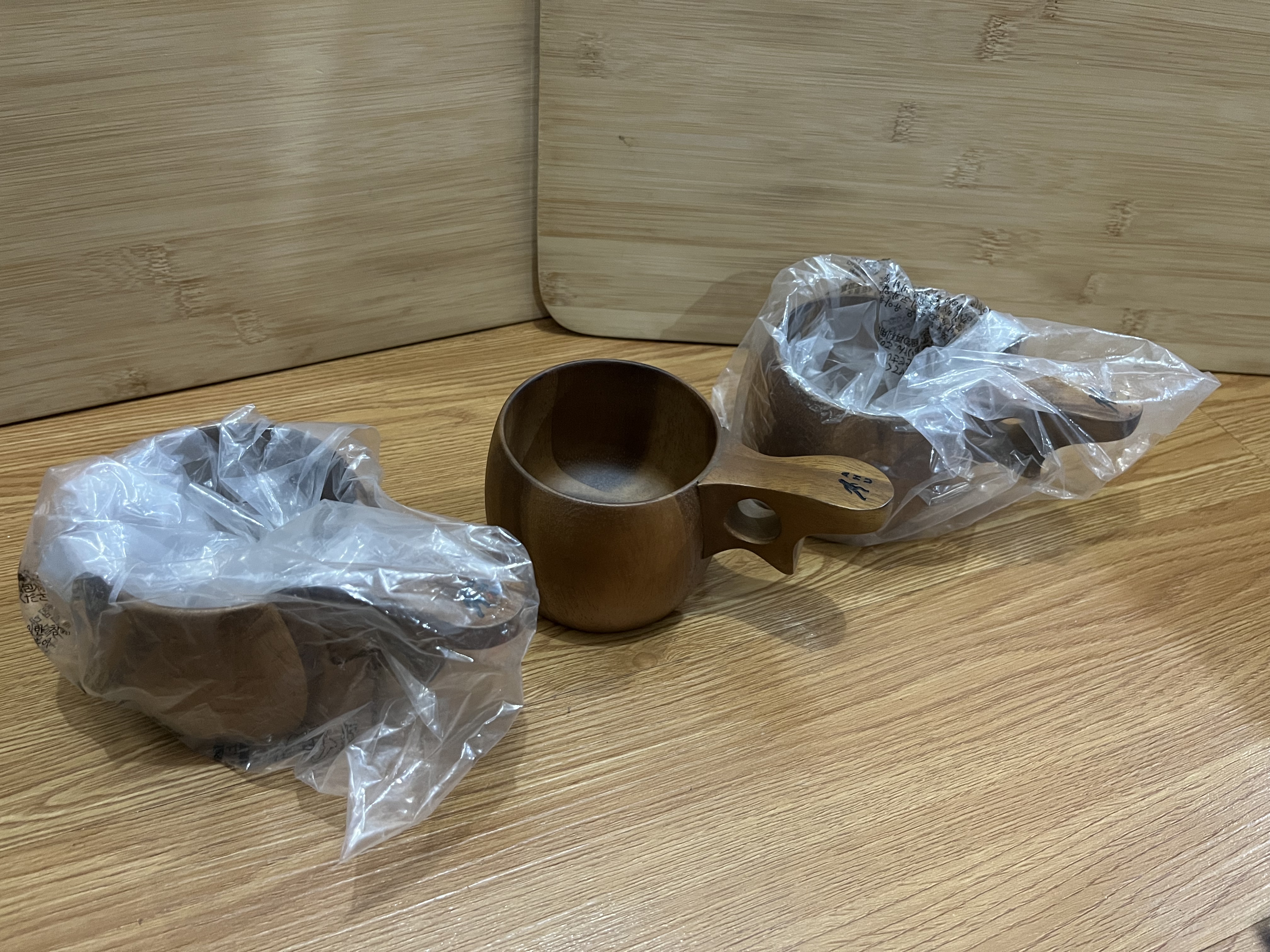 AHU Handmade 皂莢木製杯