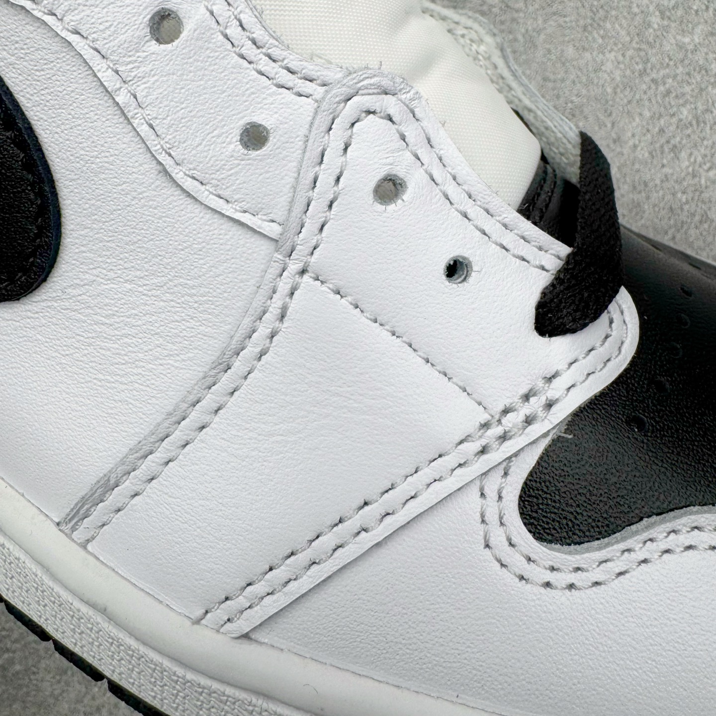 Fragment Design x Union LA x Nike Air Jordan 1 Retro High OG