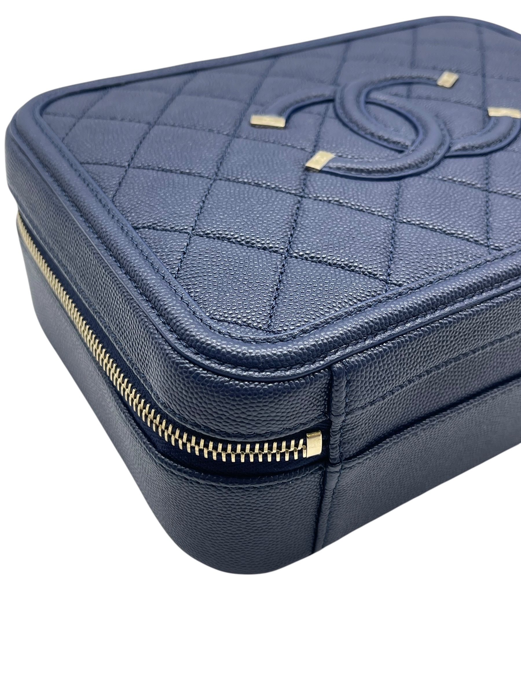 Pre-owned Chanel CC Filigree Vanity Case / Product Code: 072909