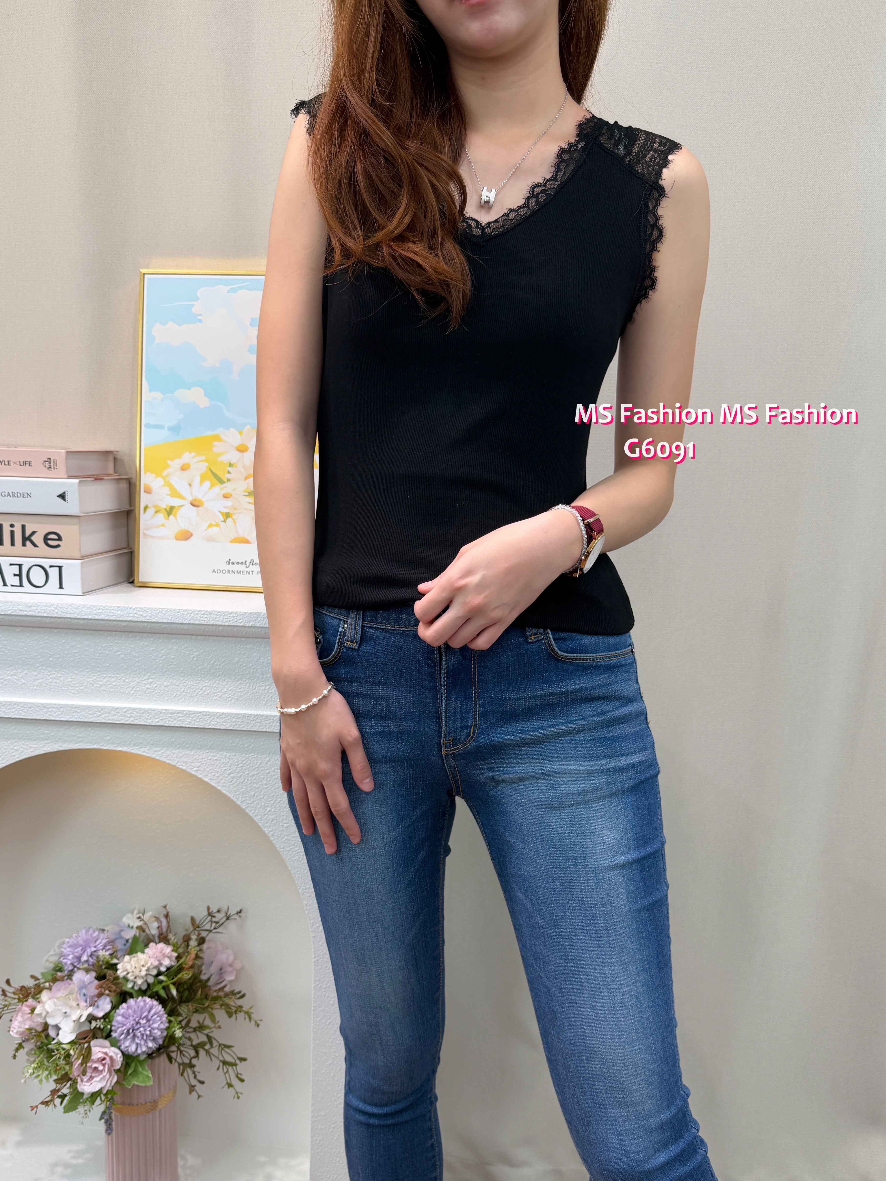 G6091 韓國🇰🇷V領lace背心