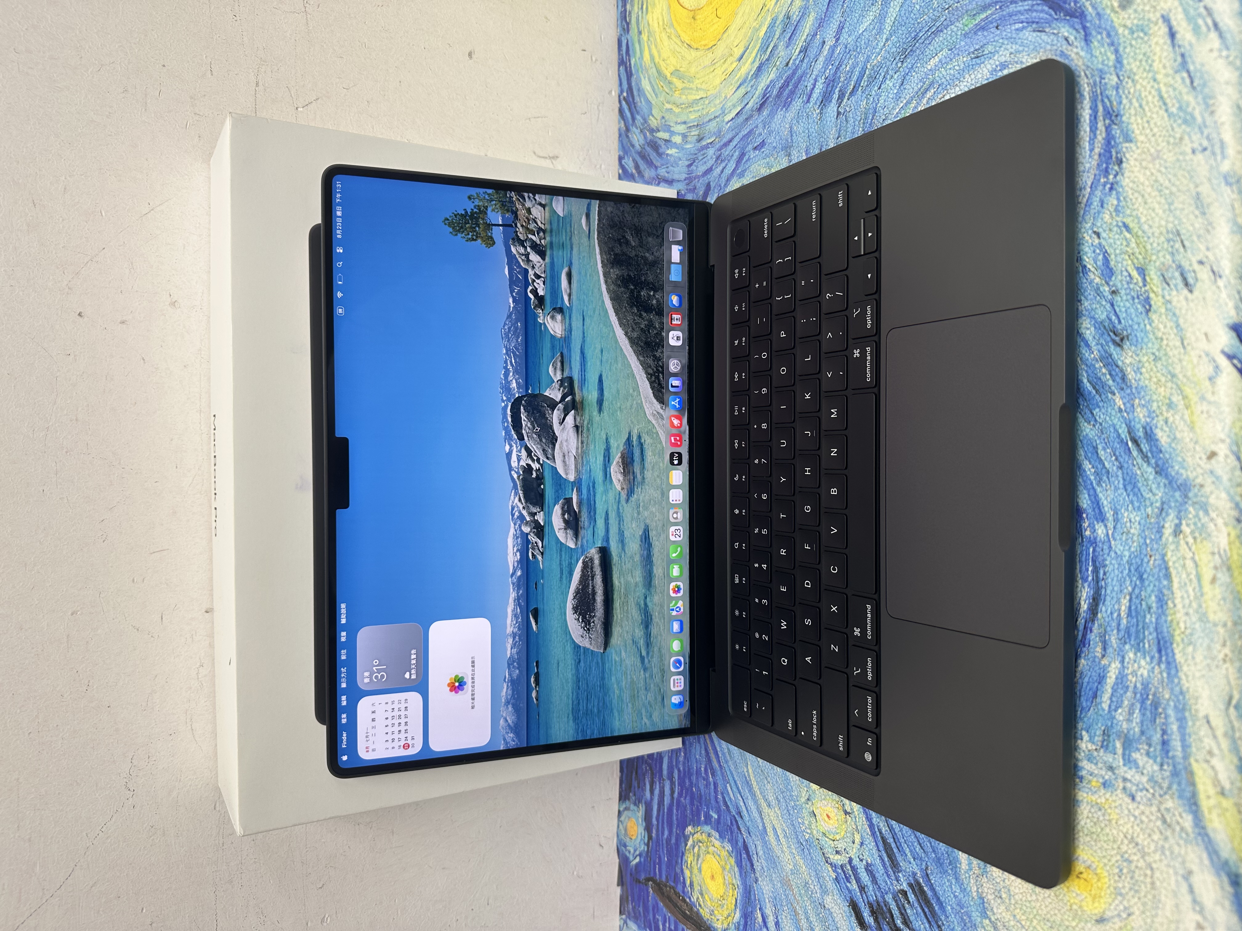 #6039 全新質素APPLE  MacBook Pro M5 2025 M5 CPU/16GB Ram/512GB SSD/10核心GPU/Liquid Retina XDR Mon/14吋/黑色/Gaming Laptop / Notebook / brand new / Netflix /Movie / MacbookPro / Pro M5/ Apple Care