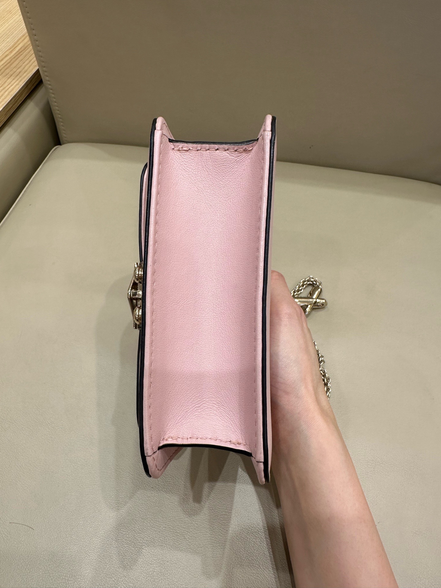 【預訂貨品】Valentino粉色woc