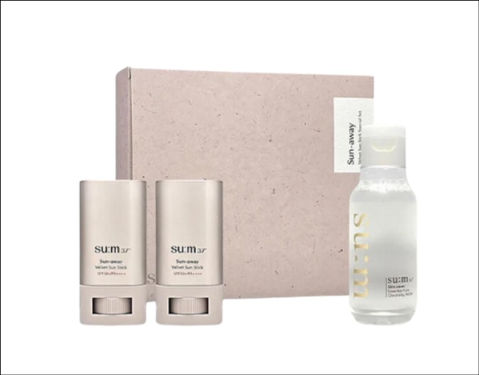 $175套。su:m37°  絲絨防曬棒特別套裝