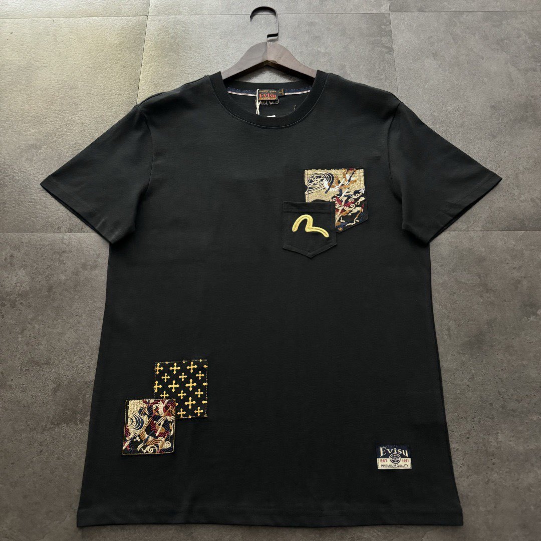 預訂 EVISU 福神2026 海鷗刺繡口袋織錦字母短袖Tee