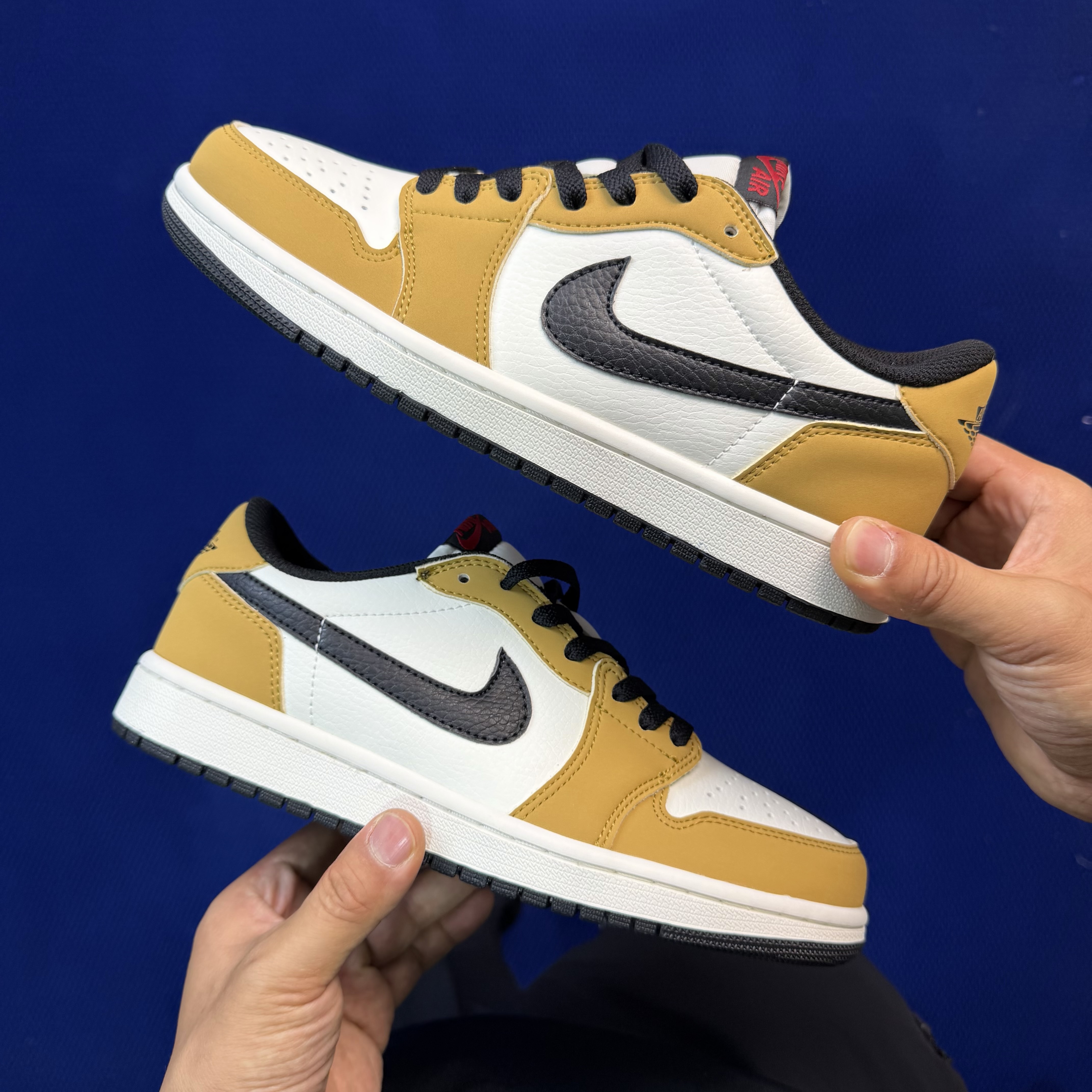 Nike Air Jordan1 Low CZ0790-107