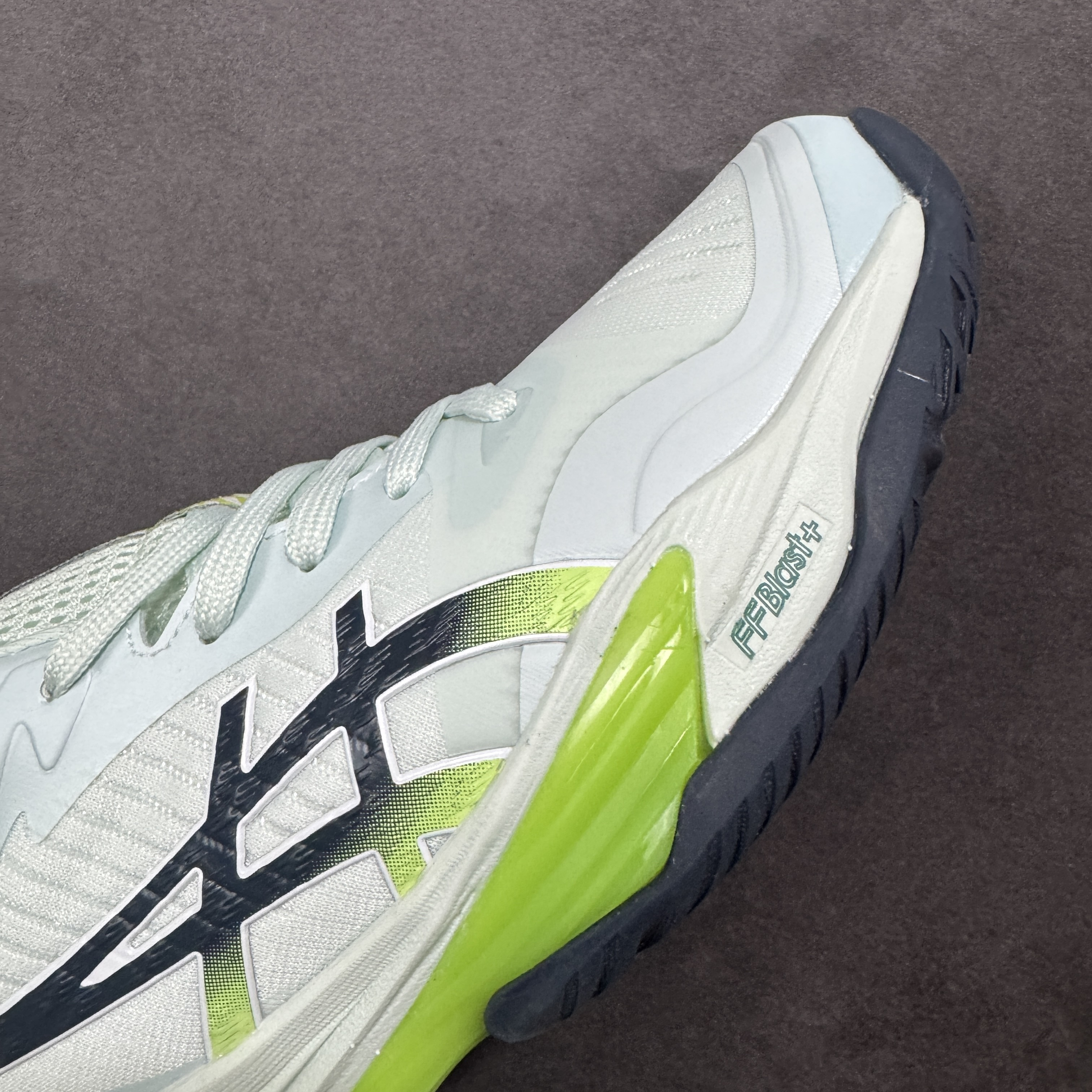 Asics Sky Elite FF 3 1051A080-300