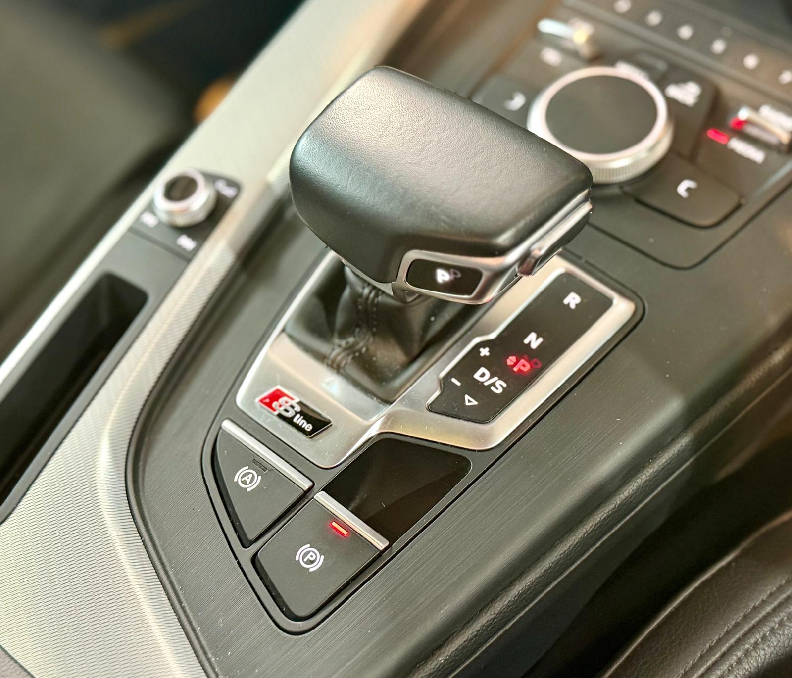 Audi A4 Avant 30TFSI S-Line 2018