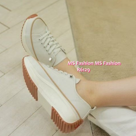 R6129 韓國🇰🇷後星星綁帶Sneakers