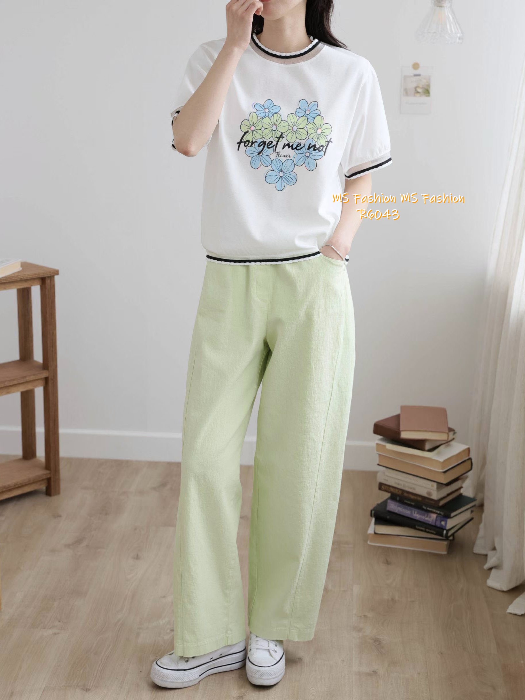 G6043 韓國🇰🇷花花字母print top