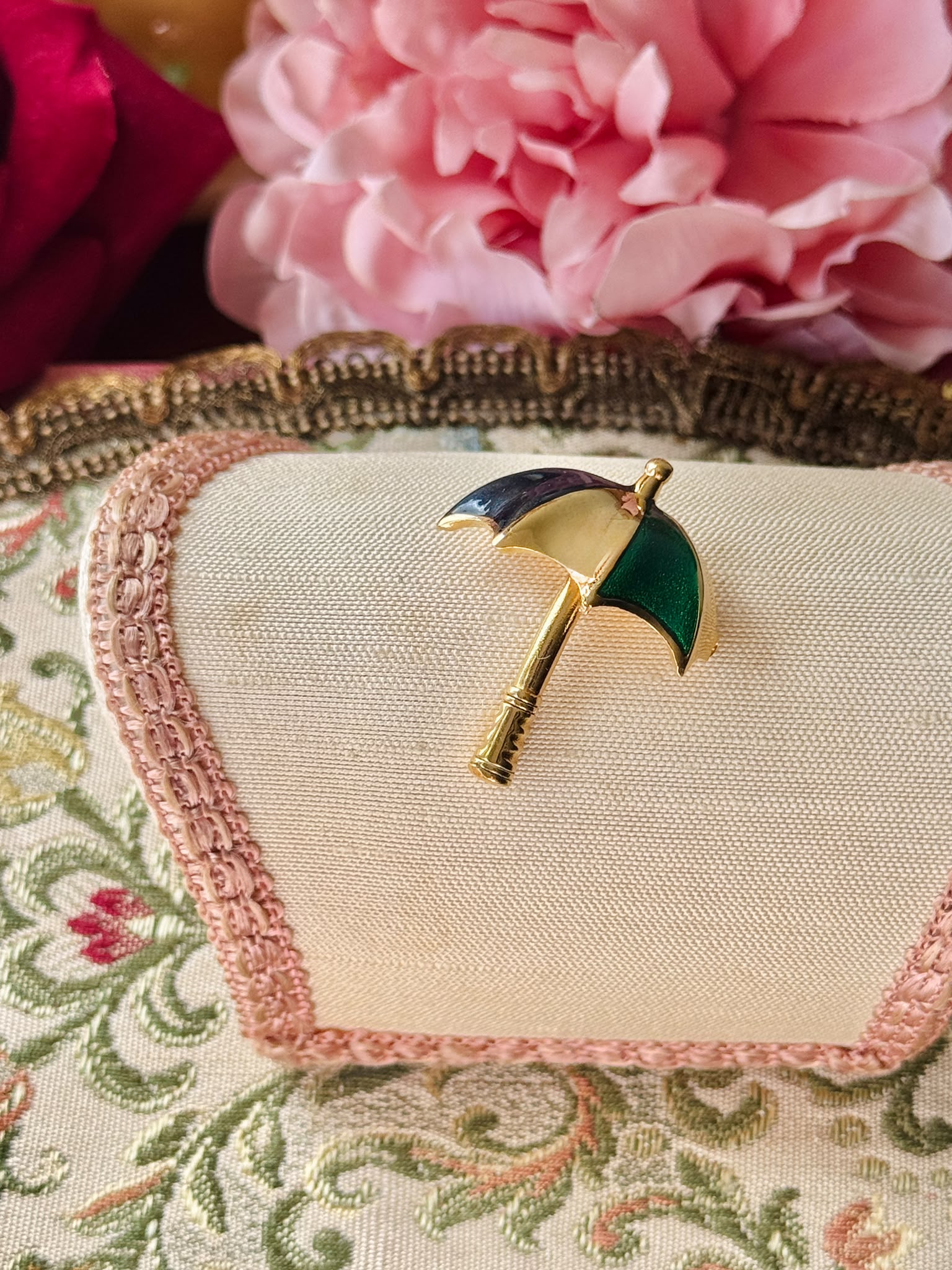 1950-70s Canadian Designer "D'Orland" 3-Dimensional Umbrella Brooch (MT2625-4)