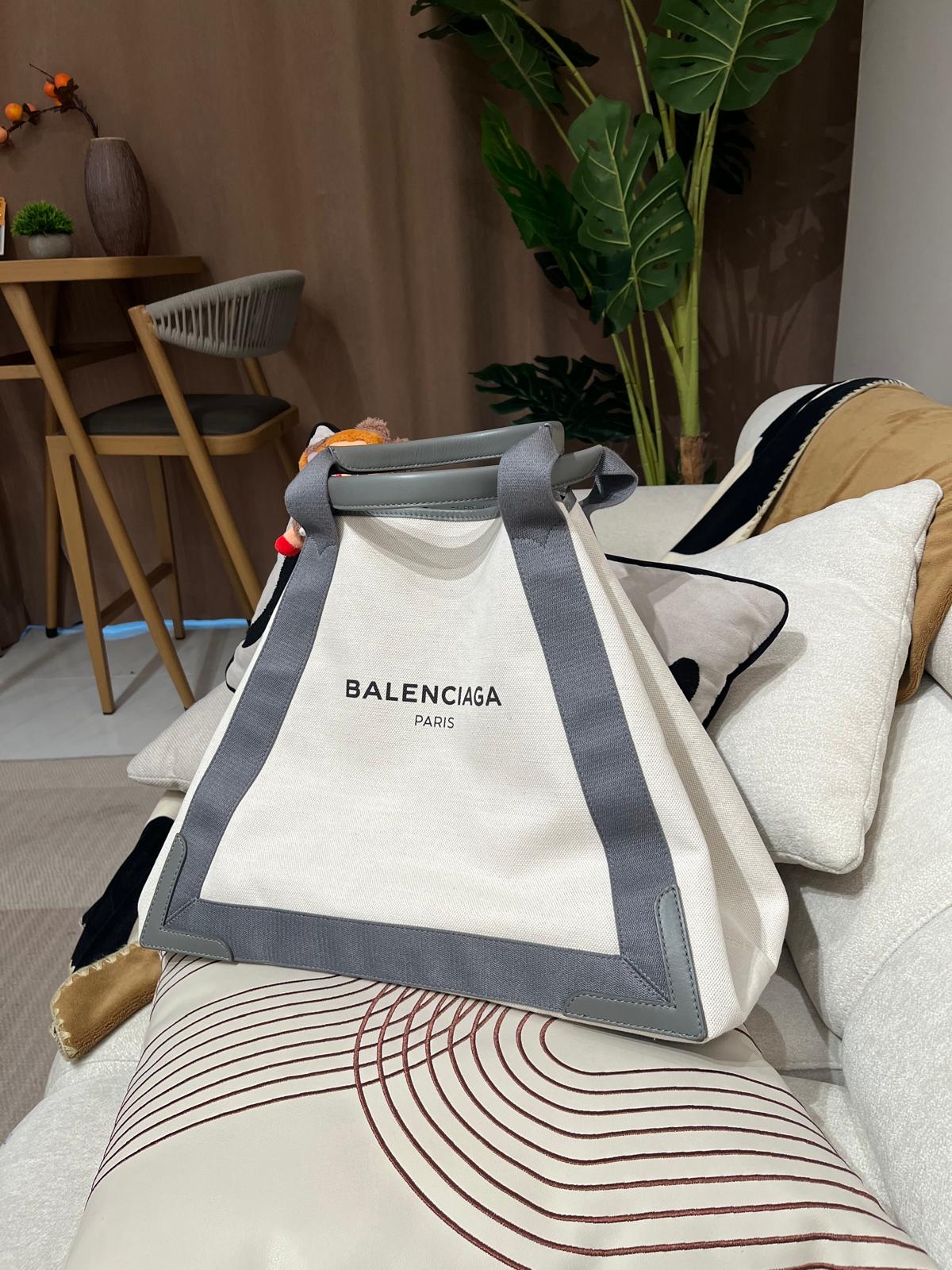  Balenciaga cabas tote bag medium 100%Authentic, 95%new✅pouch✅dust bag