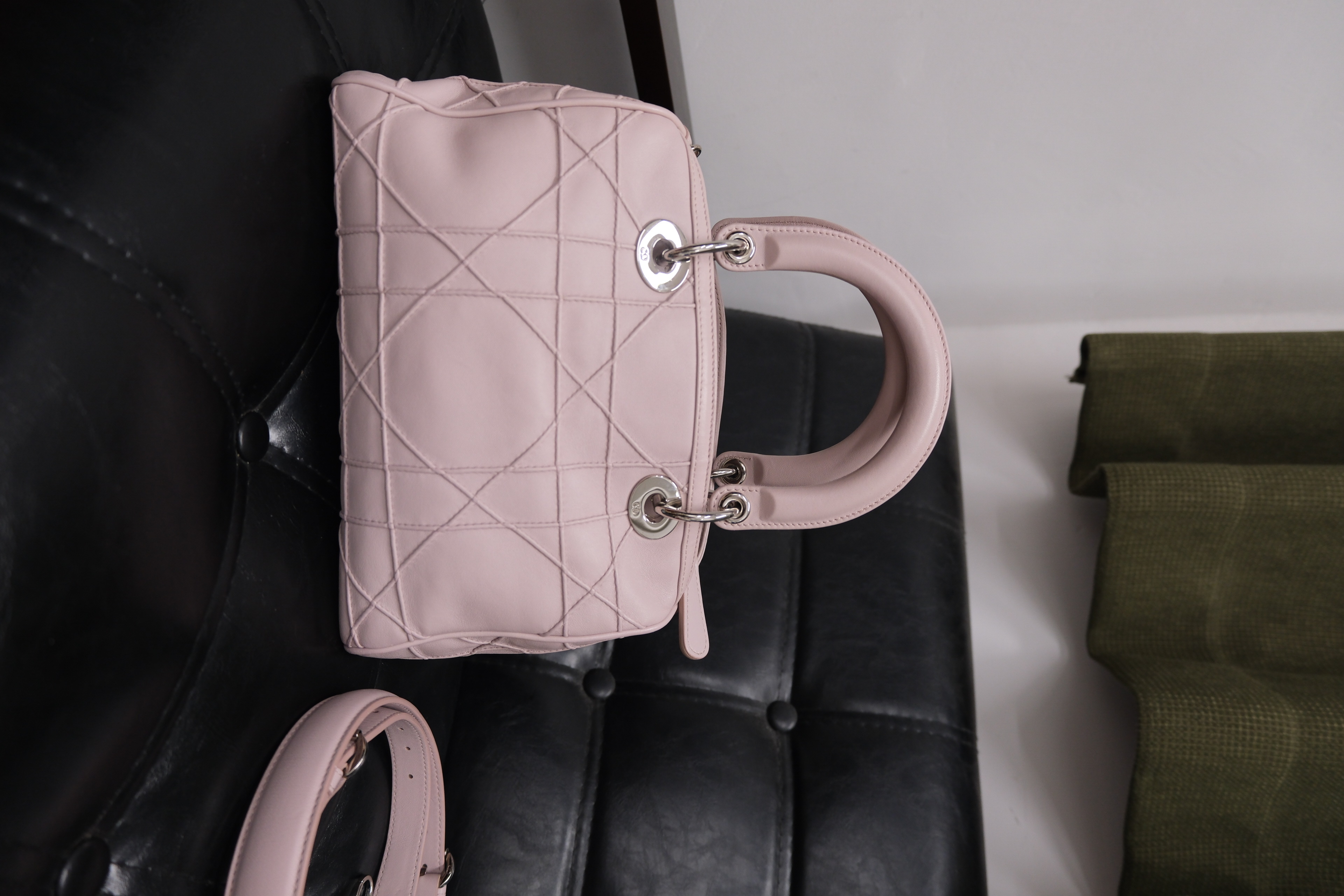 Cannage Leather 2 Way Handbag Pink