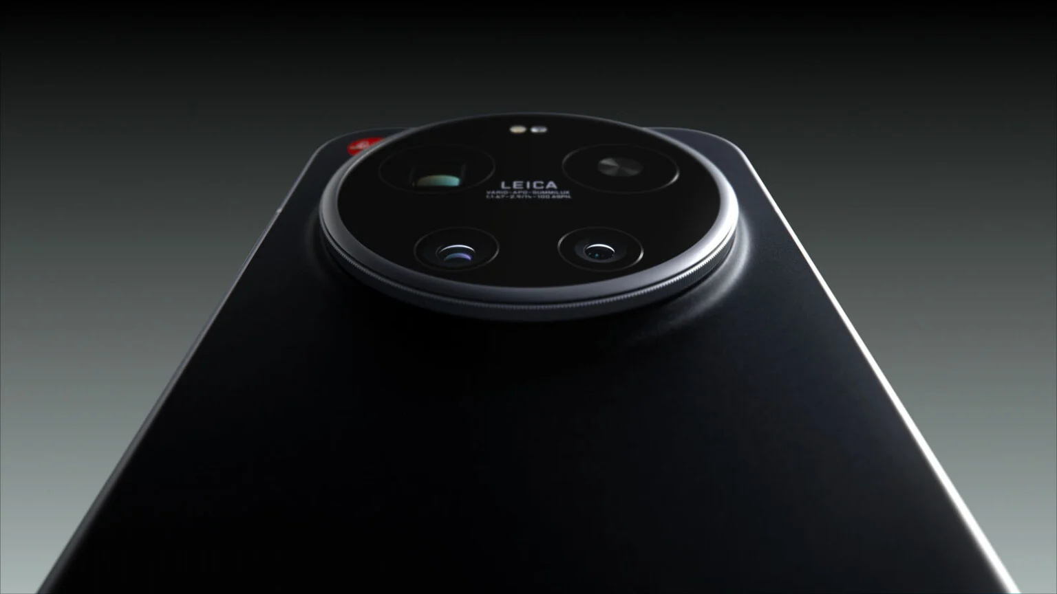 Leica Leitzphone powered by Xiaomi