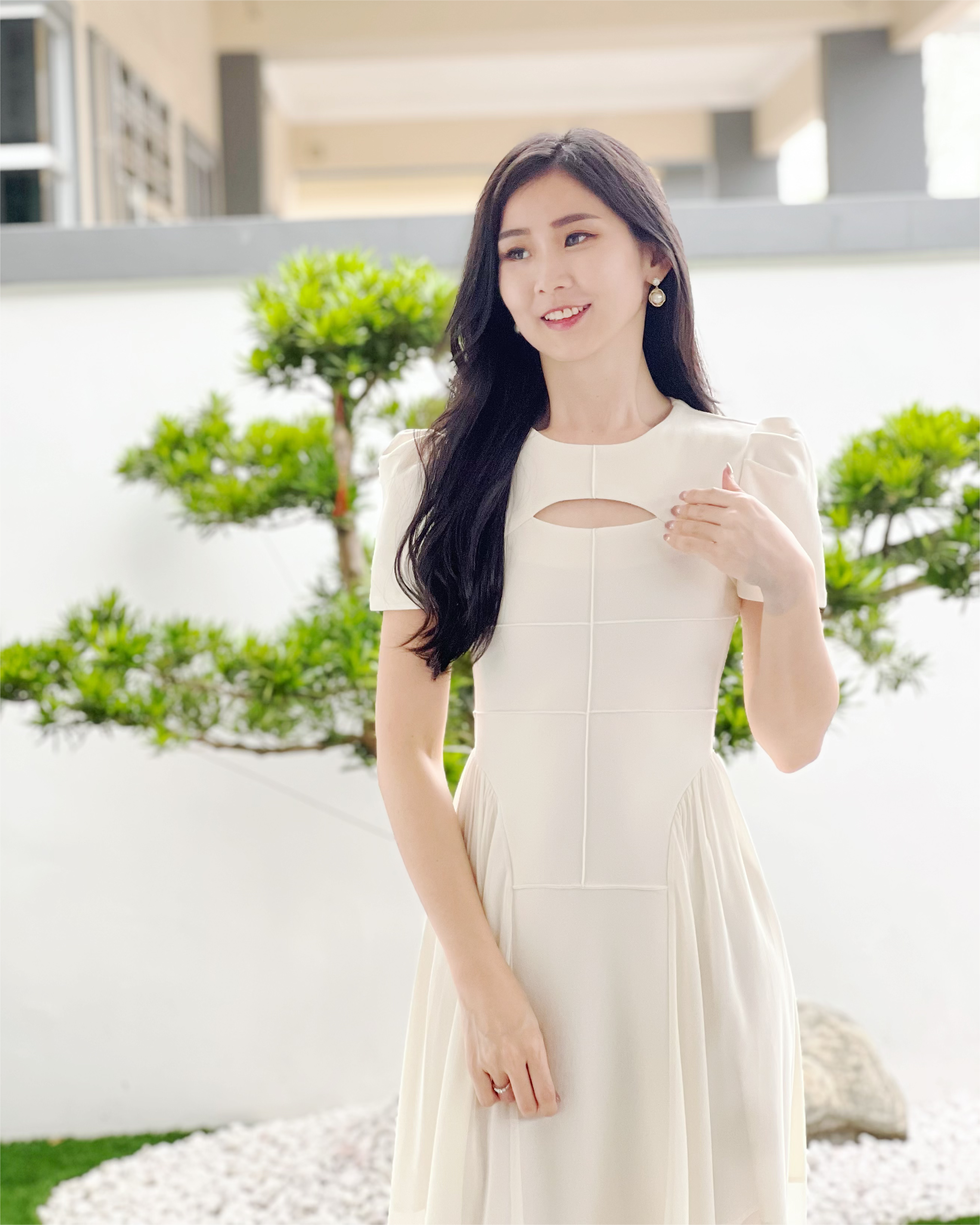 5052 Midnight Princess Silhouette Midi Dress -White Cream