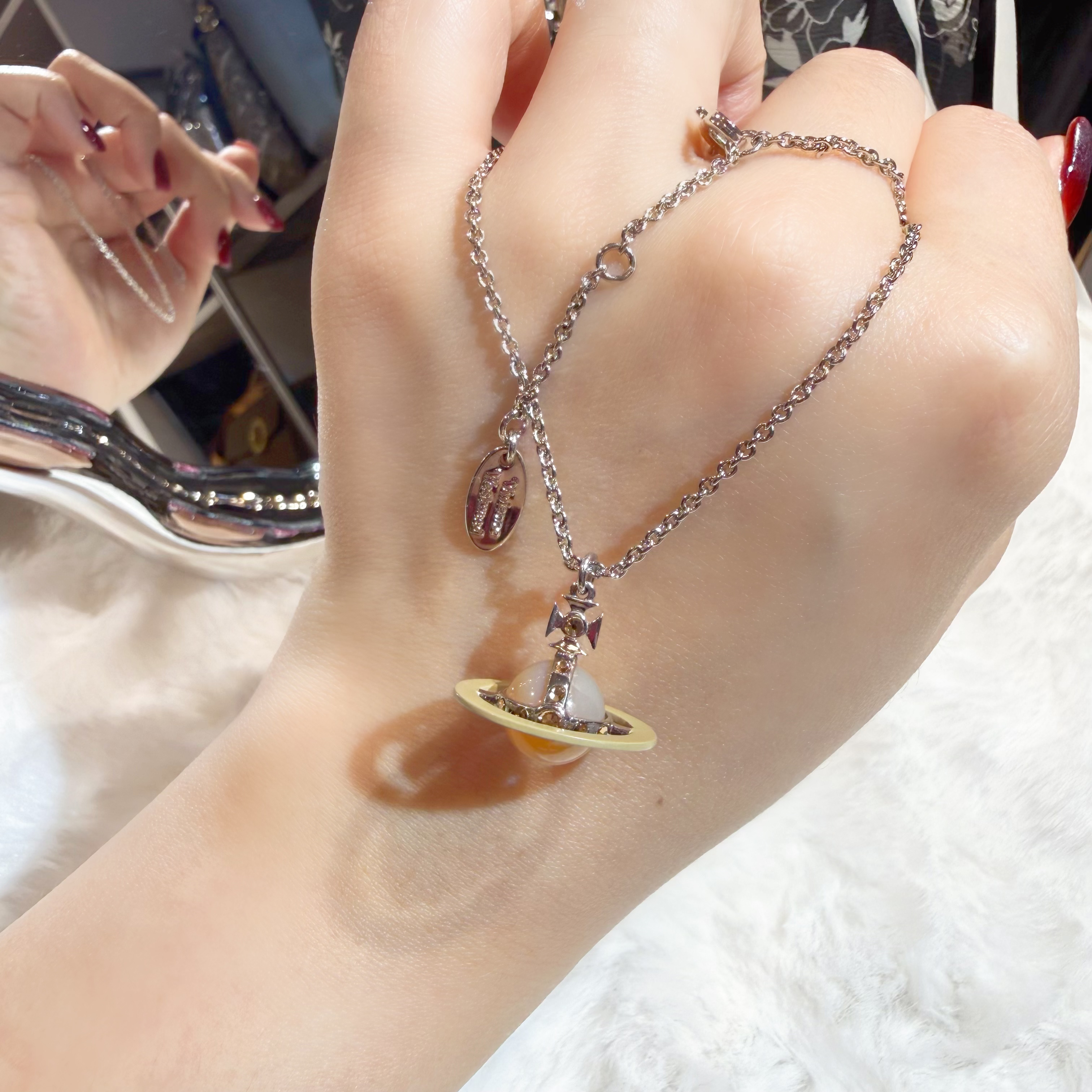 VW Luzia 3d tiny necklace yellow/moon