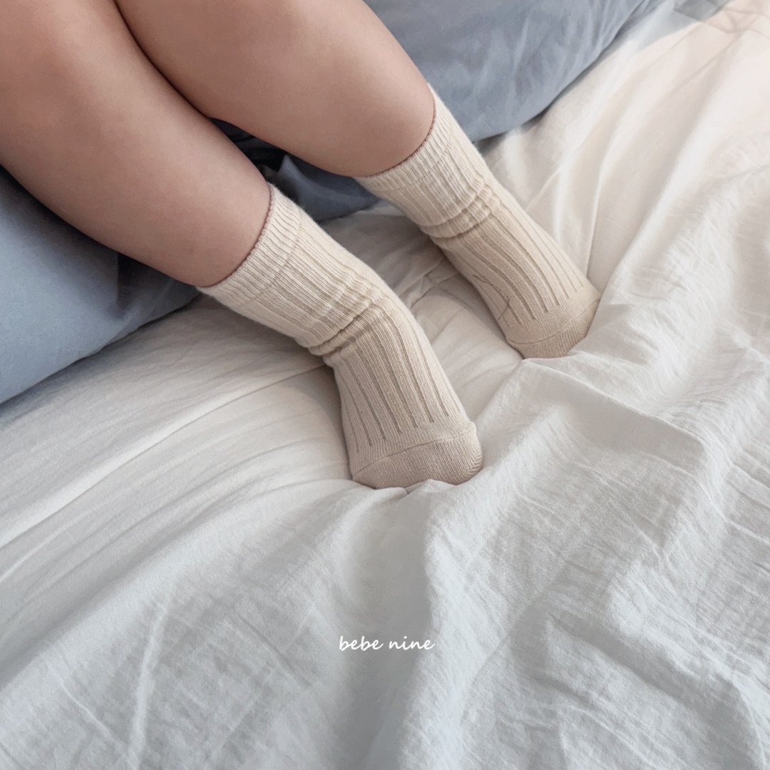 Bebenine Butter Knee Socks Set