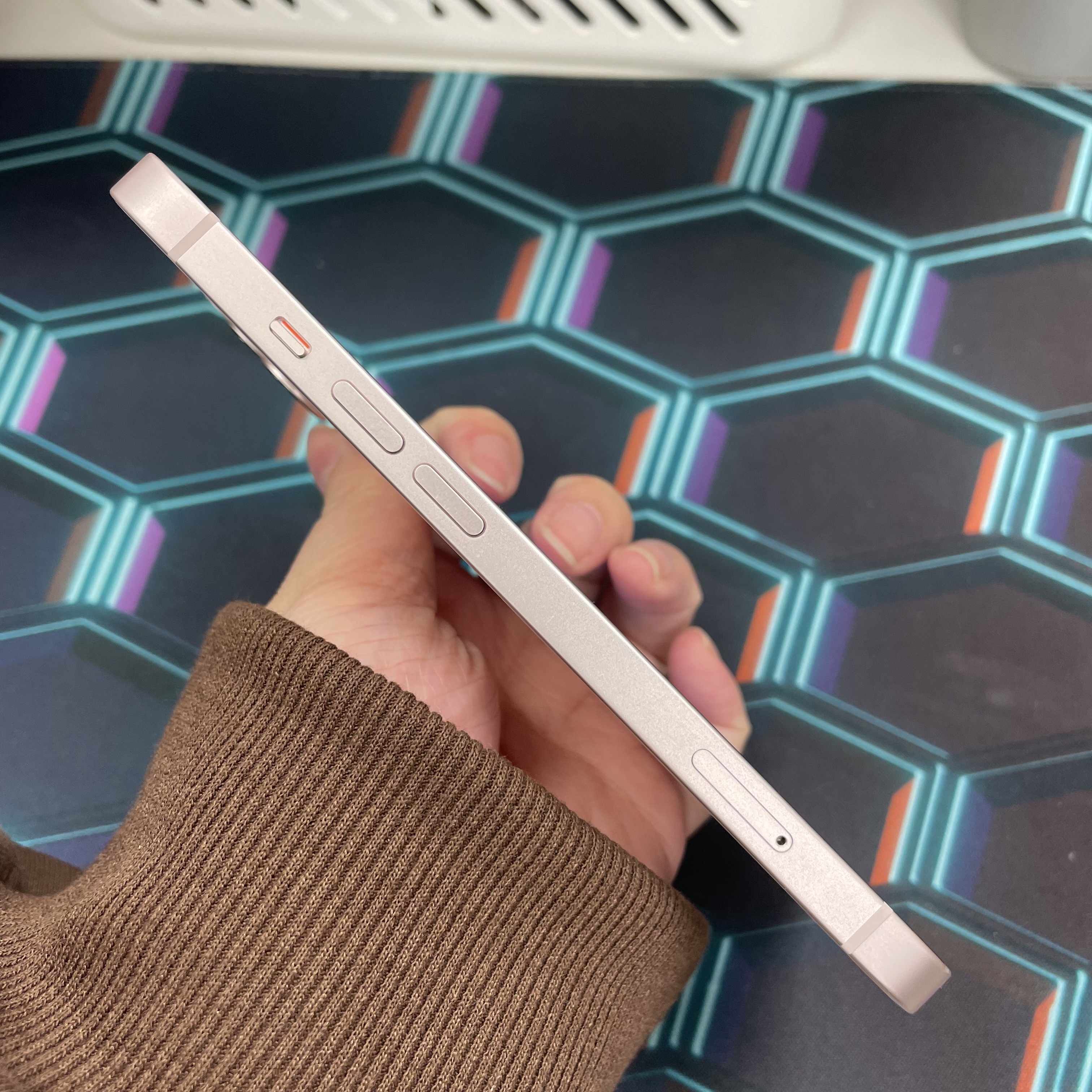 *5779 13 勁靚機 256GB 電79 粉色 pink