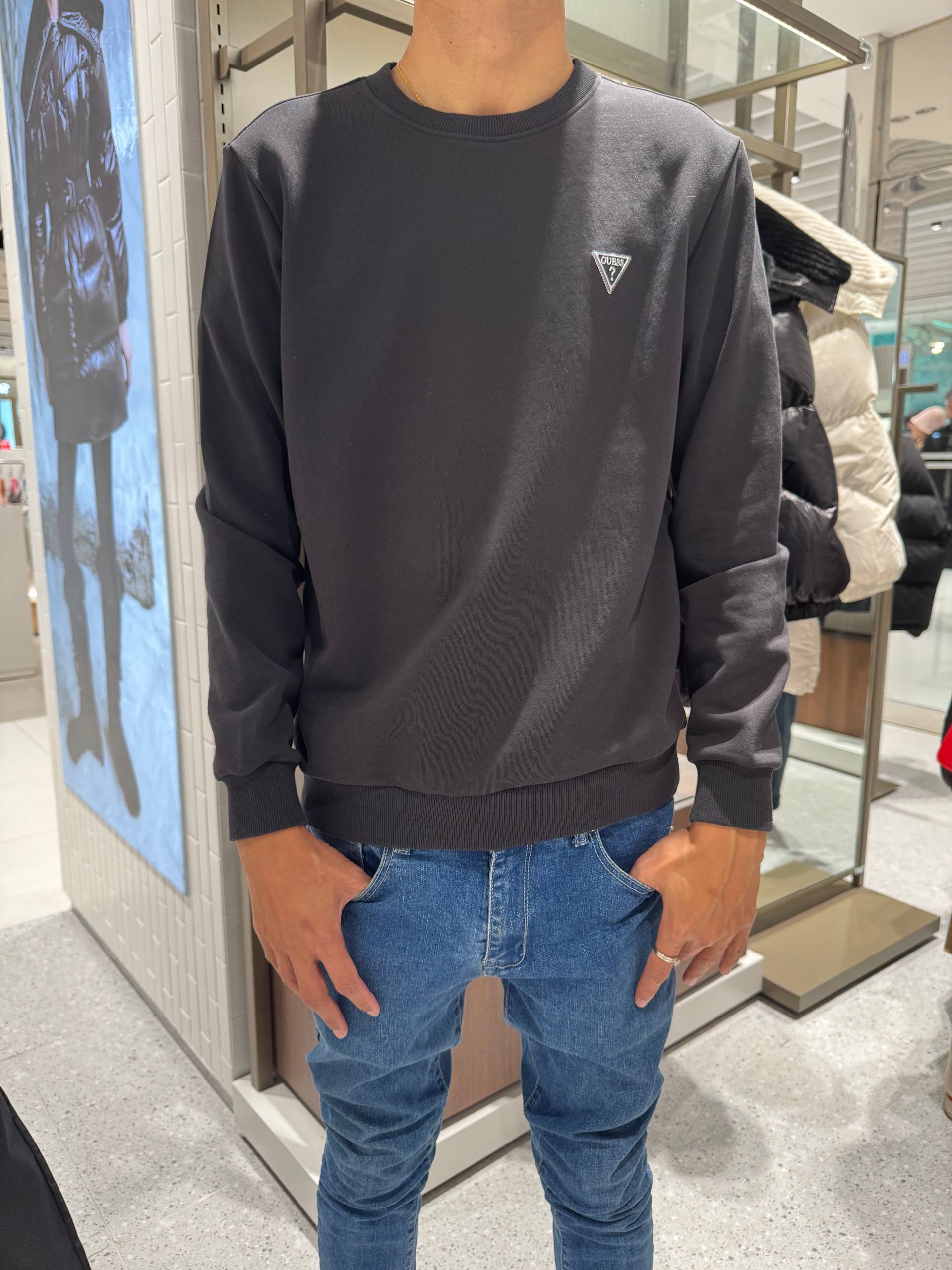 🇰🇷Guess 长袖卫衣✨