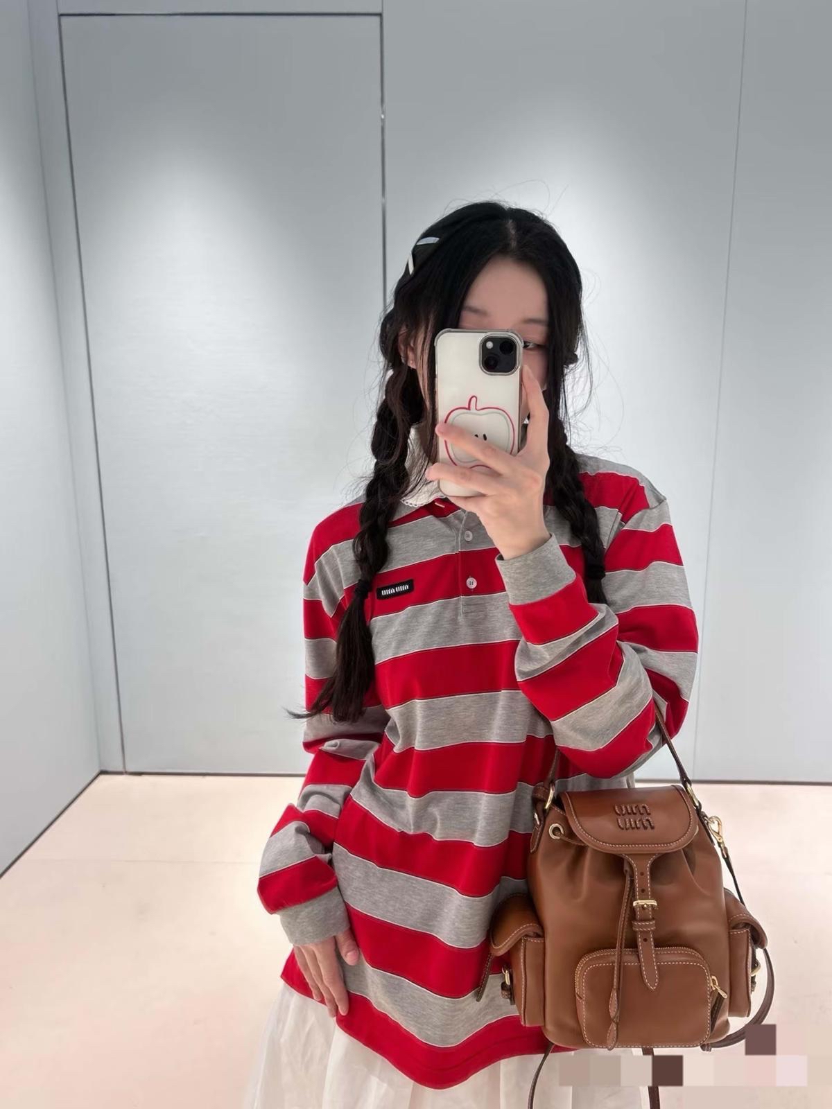 Pre-owned Miu Miu Leather Backpack / Product Code: 061934