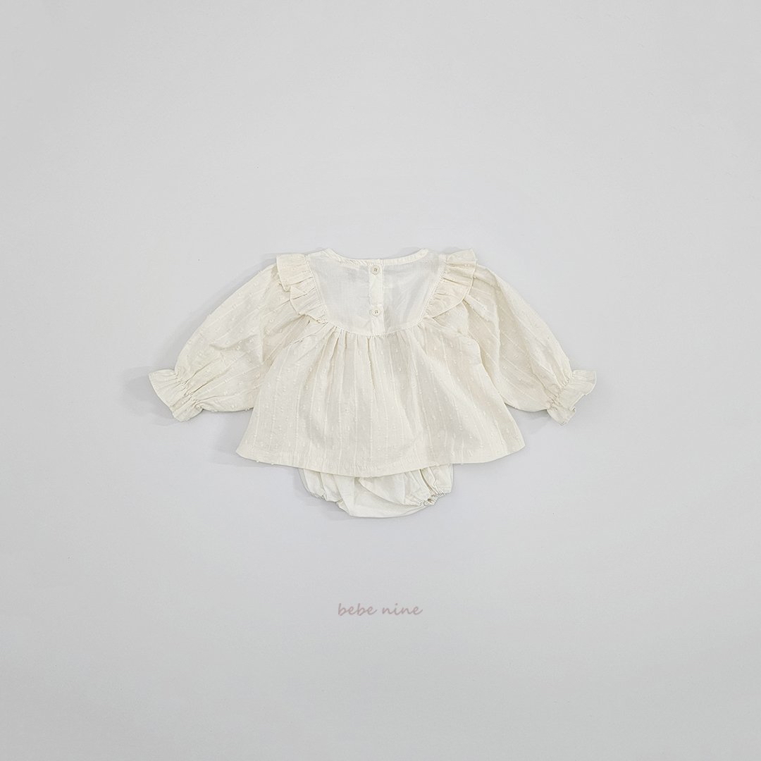 🌸預訂 韓國直送🌸🇰🇷Bebenine兩色荷葉花邊闊領上衣燈籠褲套裝