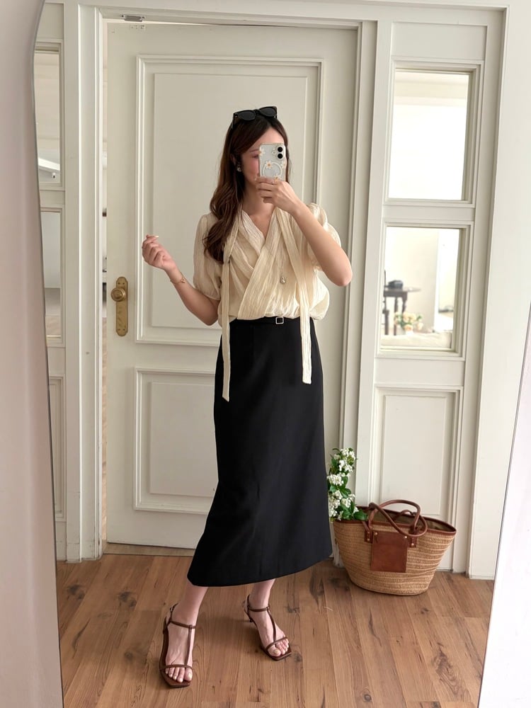 The Belted Straight Skirt (Black)