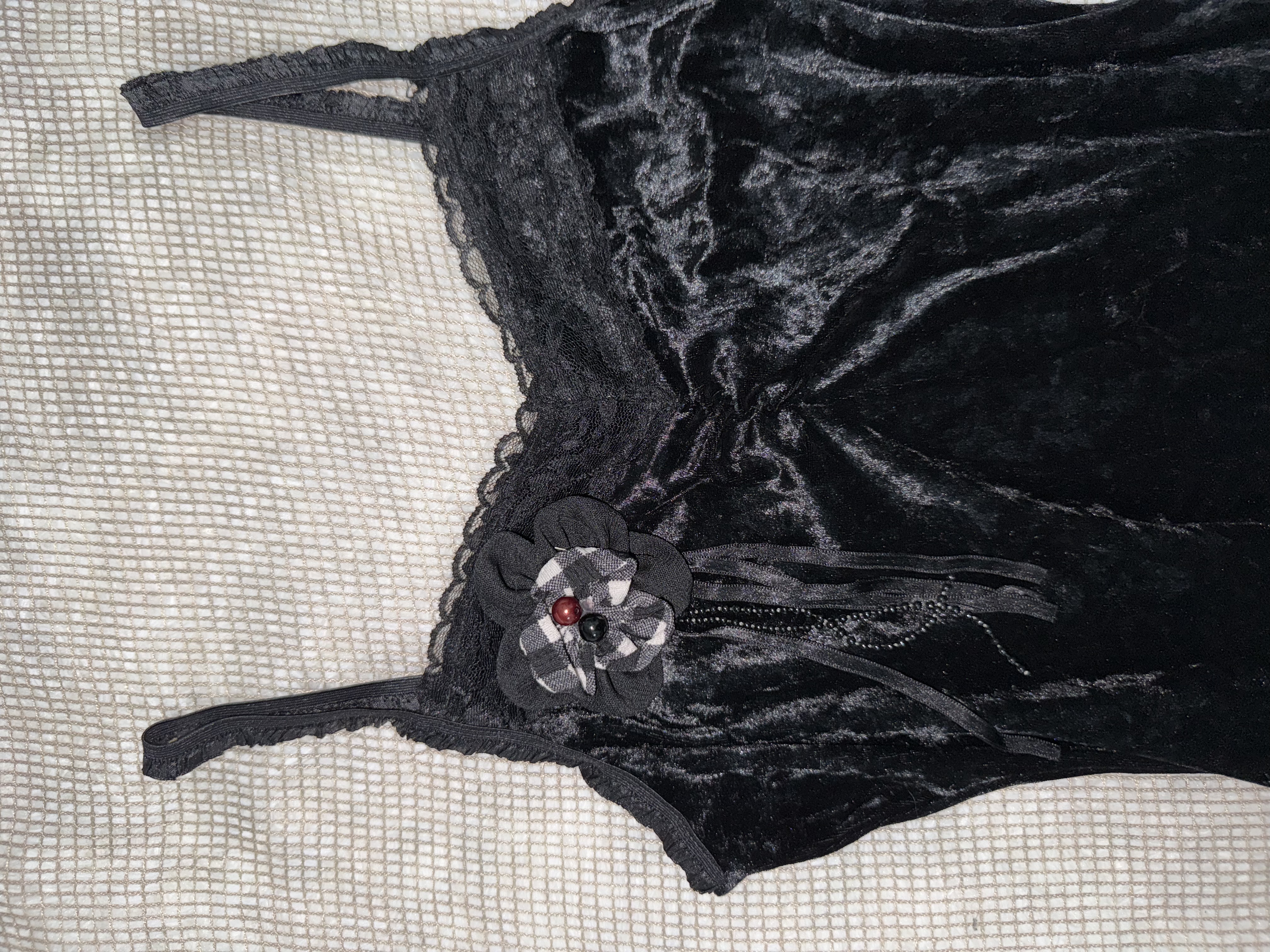 Midnight Gothic Petal Velvet Lace Trim Tank Top