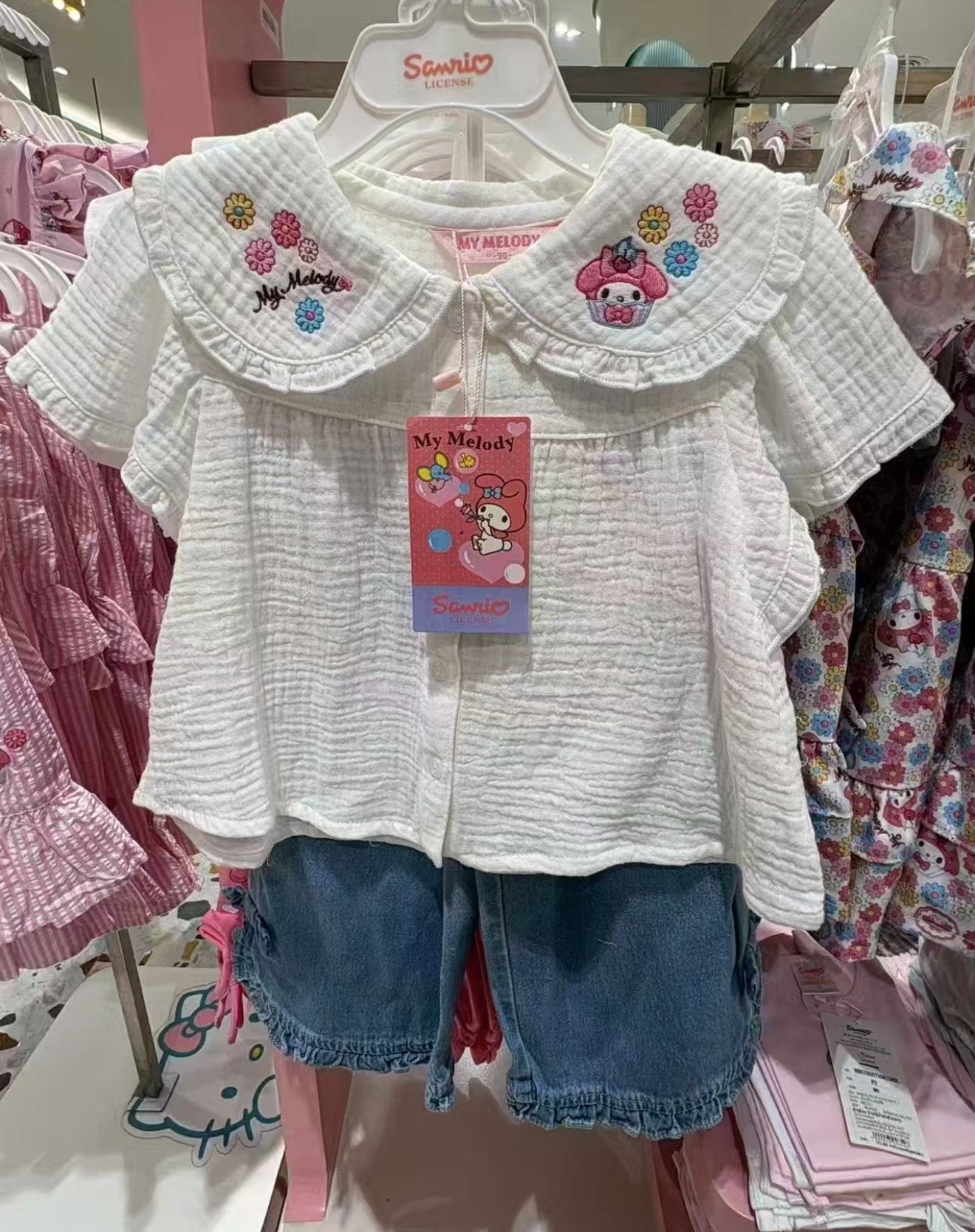 ▫️現貨▫️Sanrio Melody刺繡領上衣