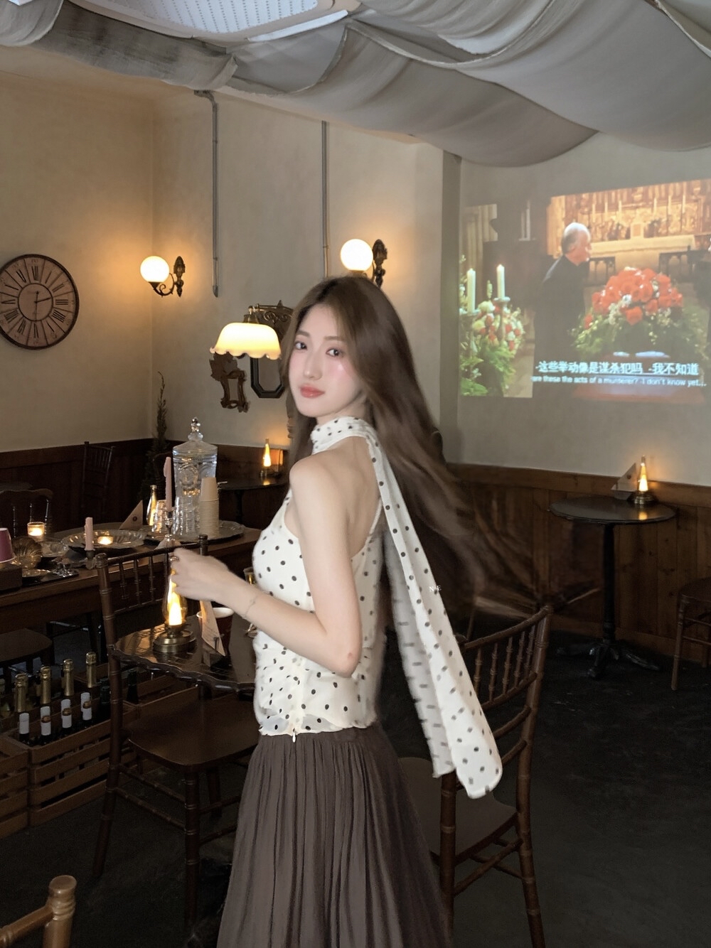 显瘦纸片人法式复古花纹修身显瘦设计感金属 Polka Dot Halter Neck Top 