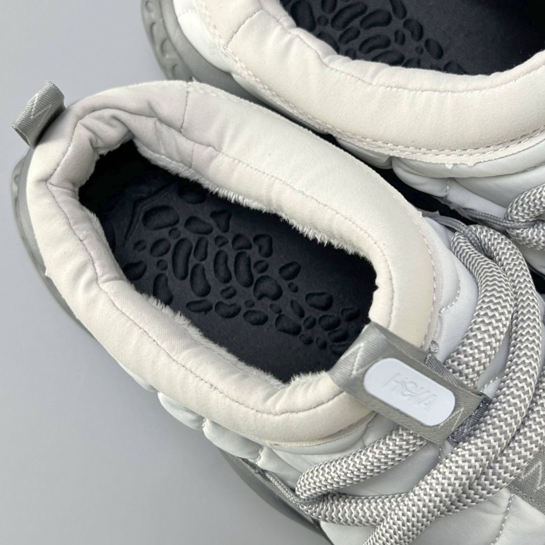 Hoka One One Ora Primo 