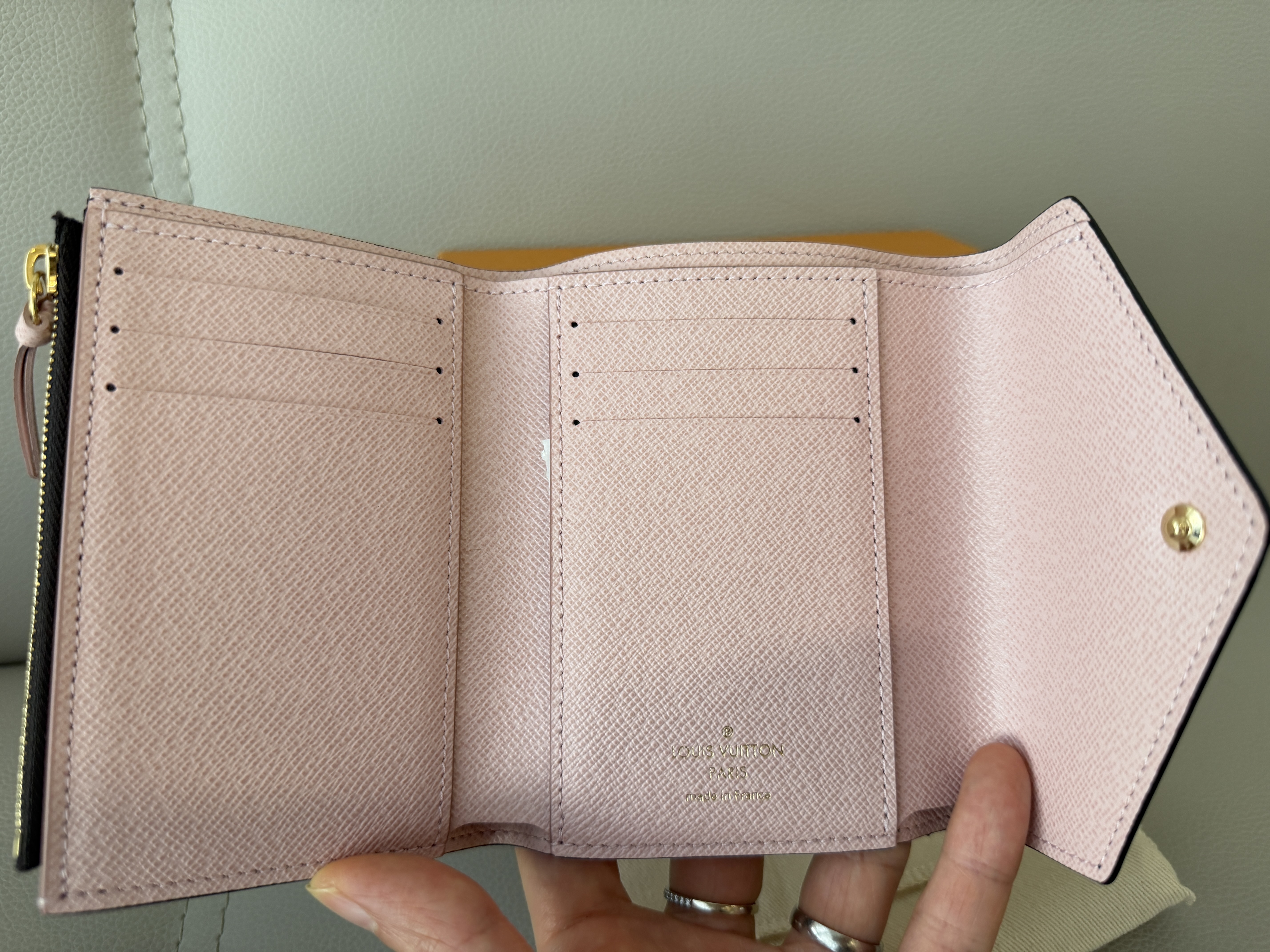 Lv compact wallet