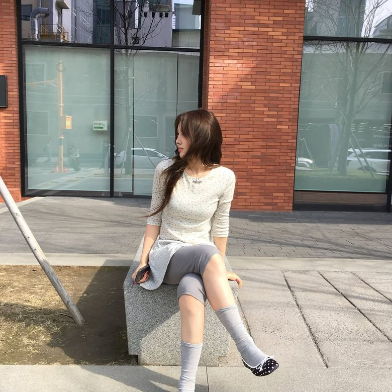 🇰🇷訂購｜aeae 26SS｜FLOWER HENLEY NECK TEE 3色