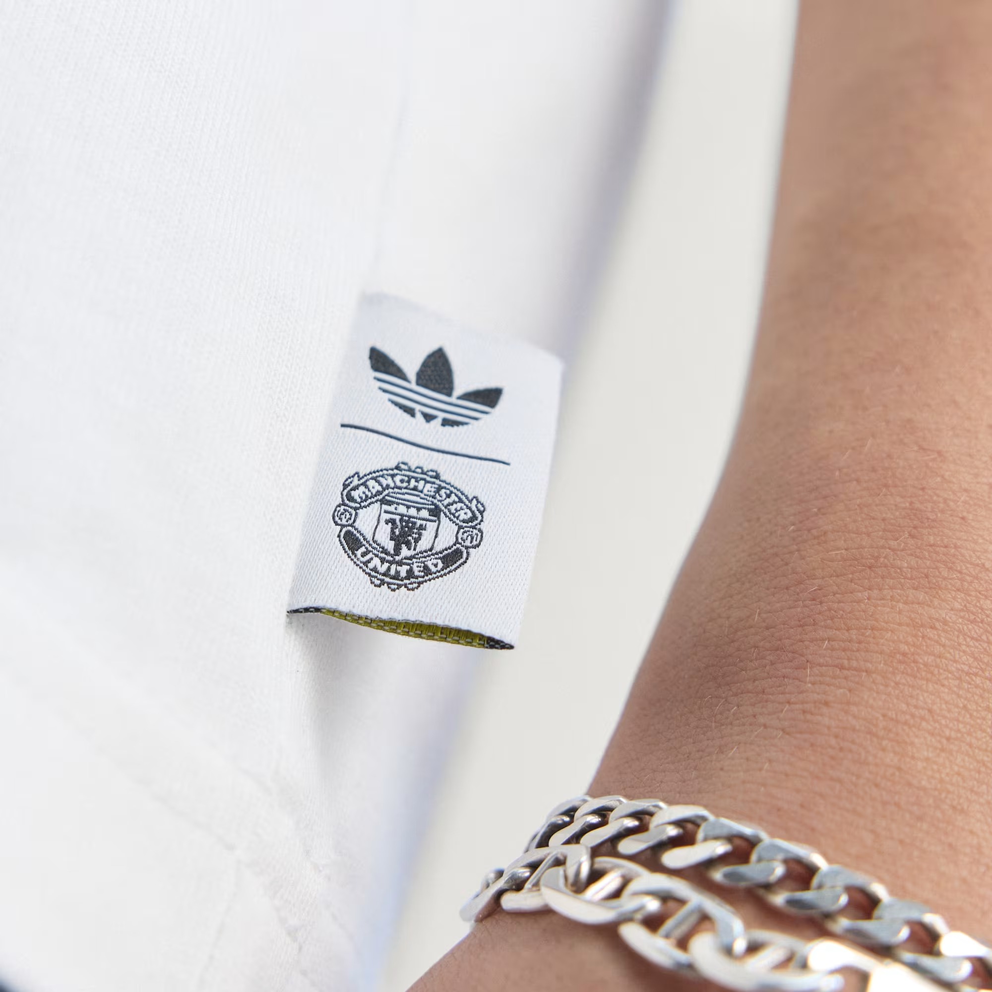 🎶⚽Adidas Manchester United 曼聯 × Stone Roses T-Shirt JZ7092